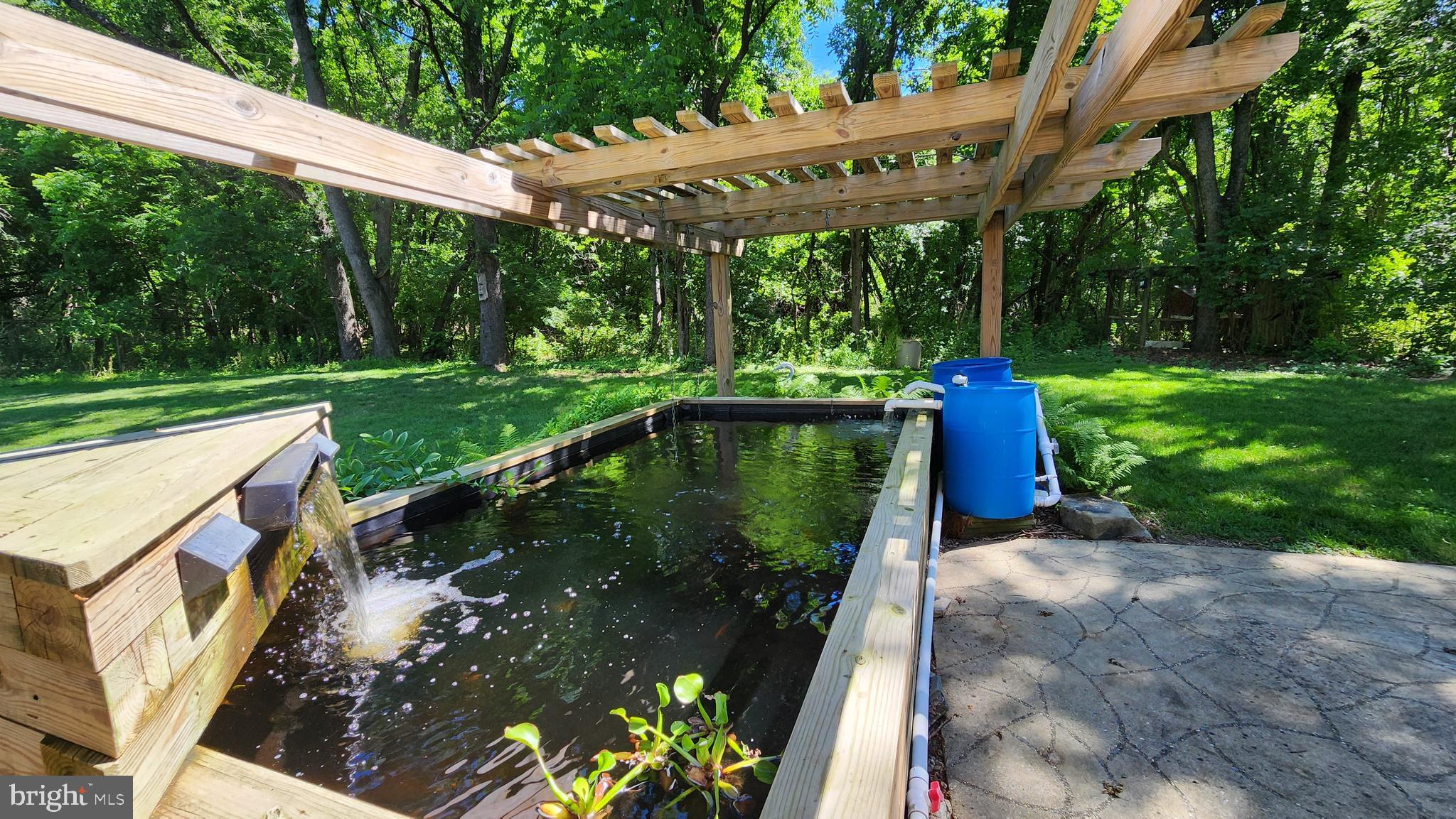 COLESVILLE OUTSIDE - Residential