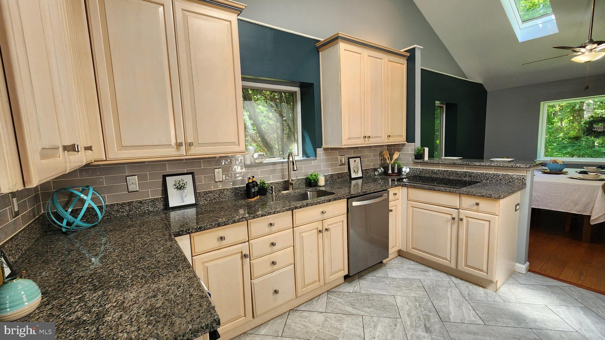 COLESVILLE OUTSIDE - Residential