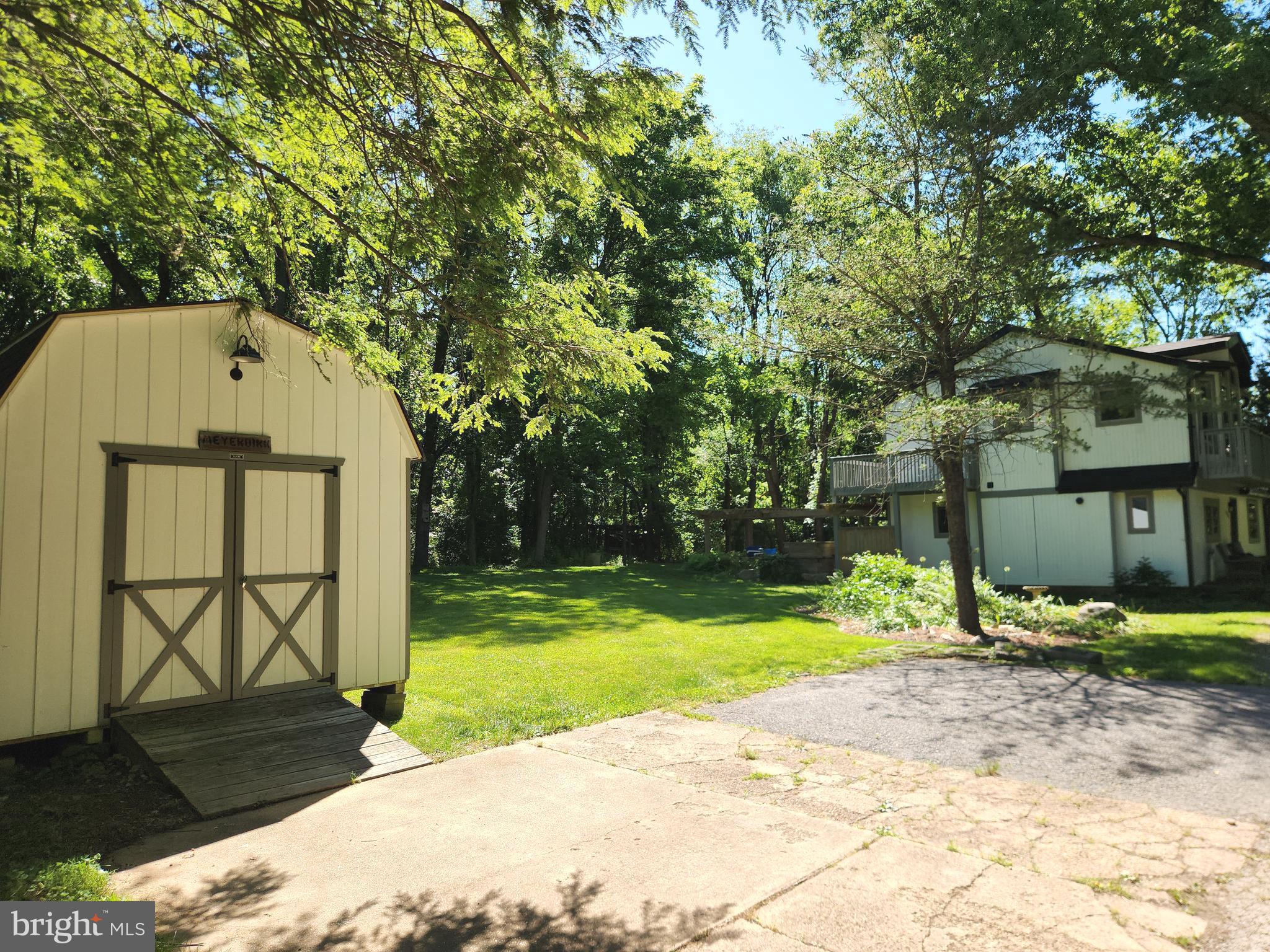 COLESVILLE OUTSIDE - Residential