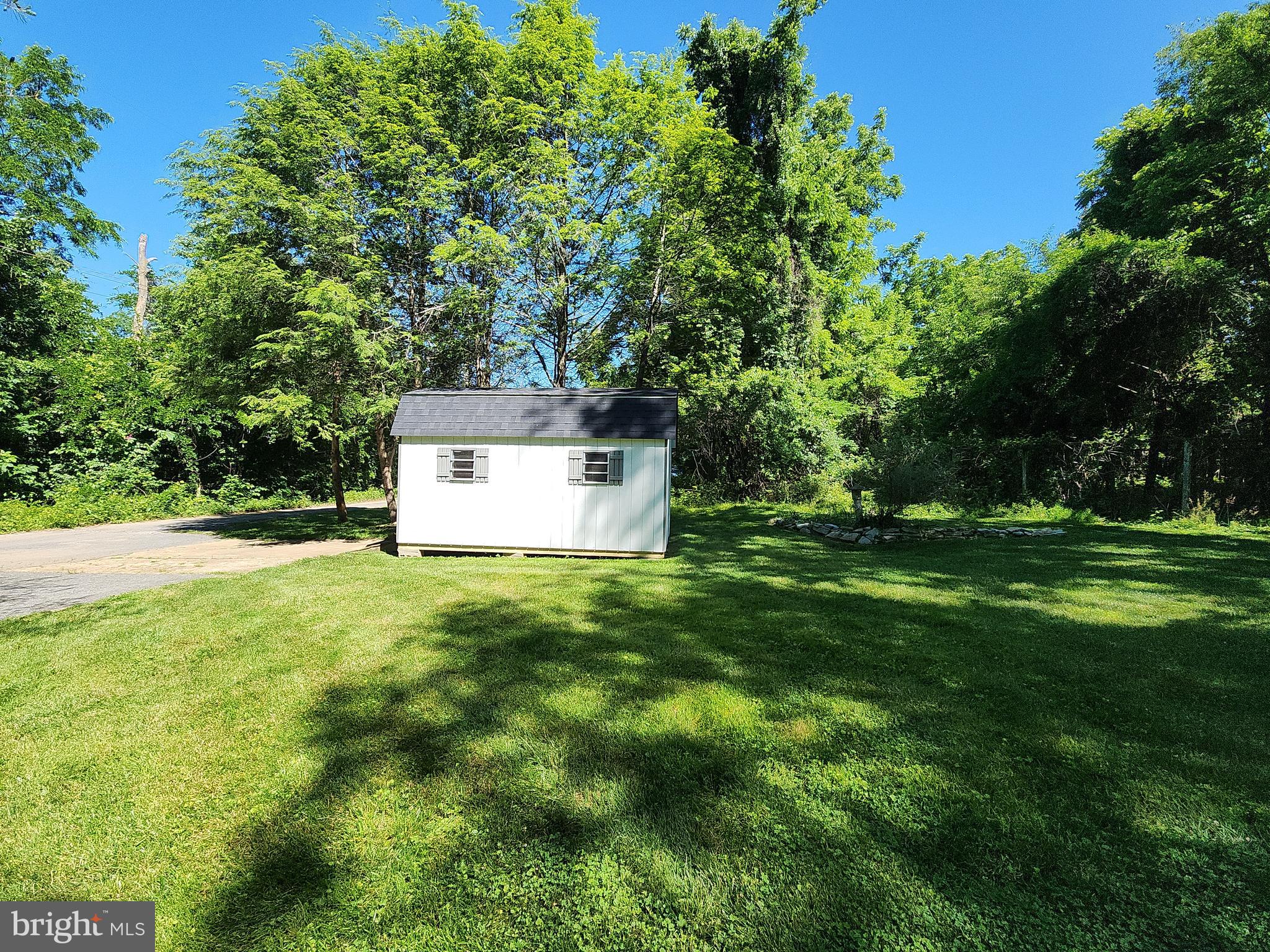 COLESVILLE OUTSIDE - Residential