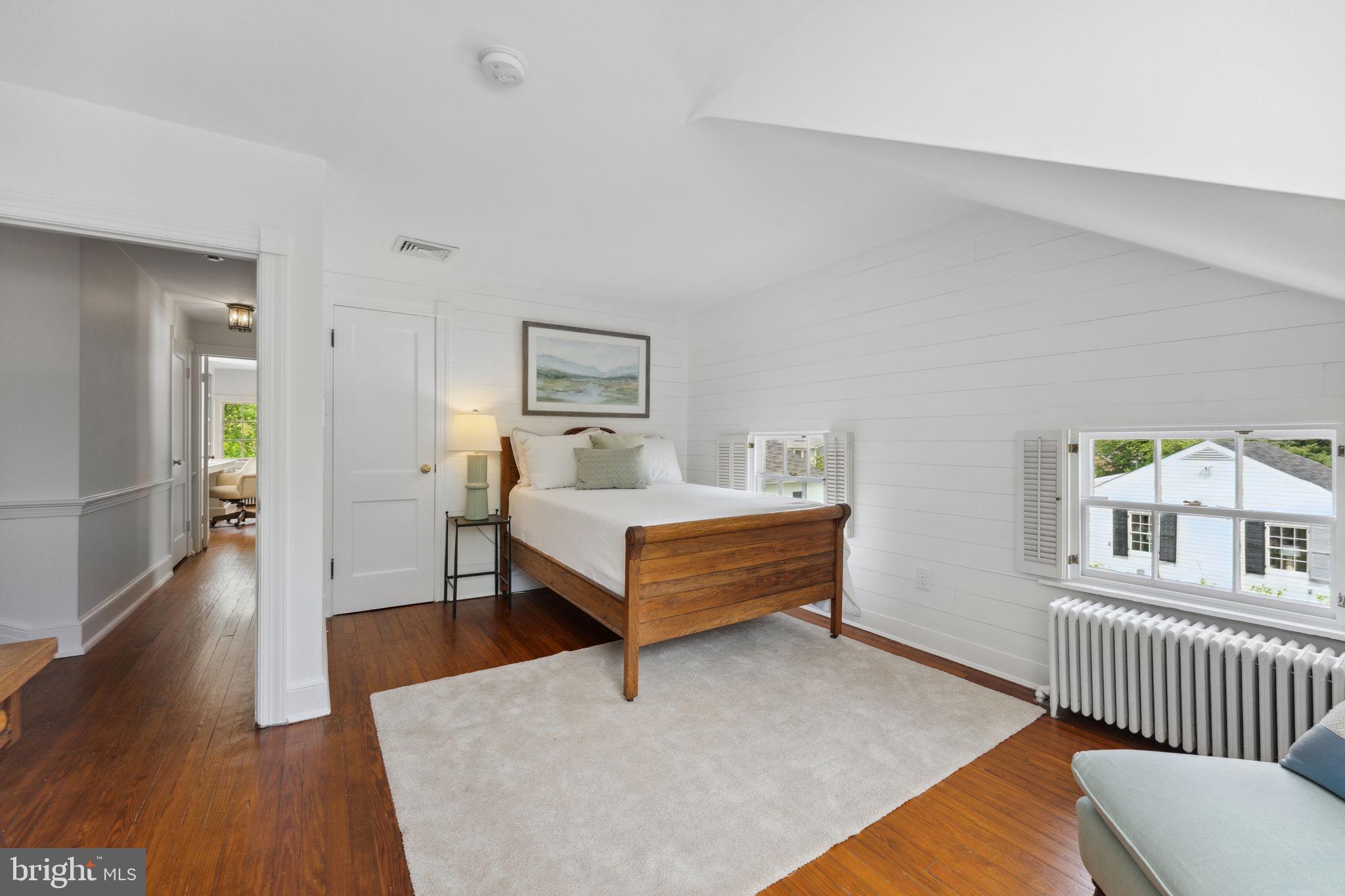 MCLEAN ESTATES - Residential