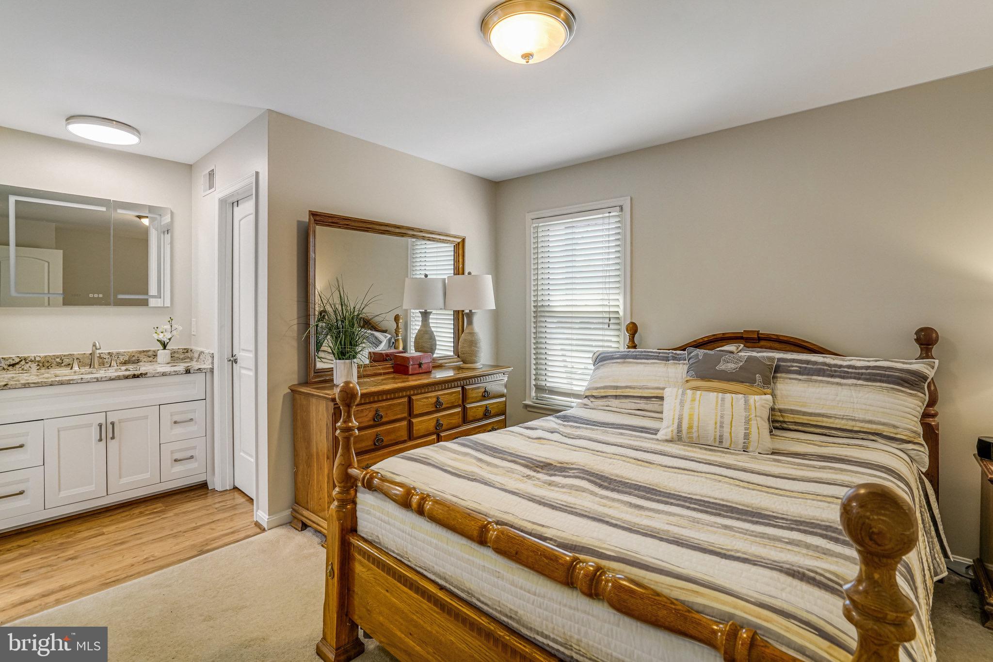 ROLLING VALLEY - Residential