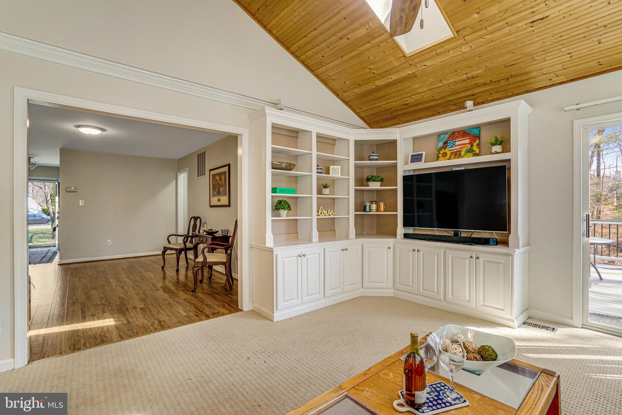 ROLLING VALLEY - Residential