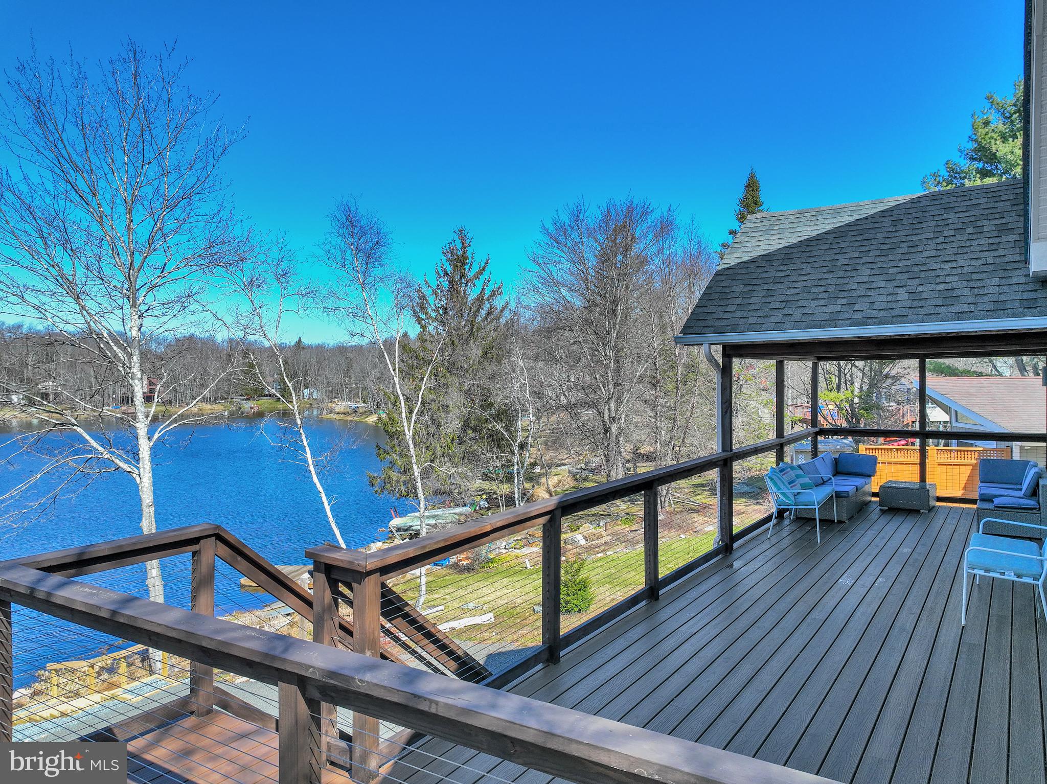 ARROWHEAD  LAKES - Residential