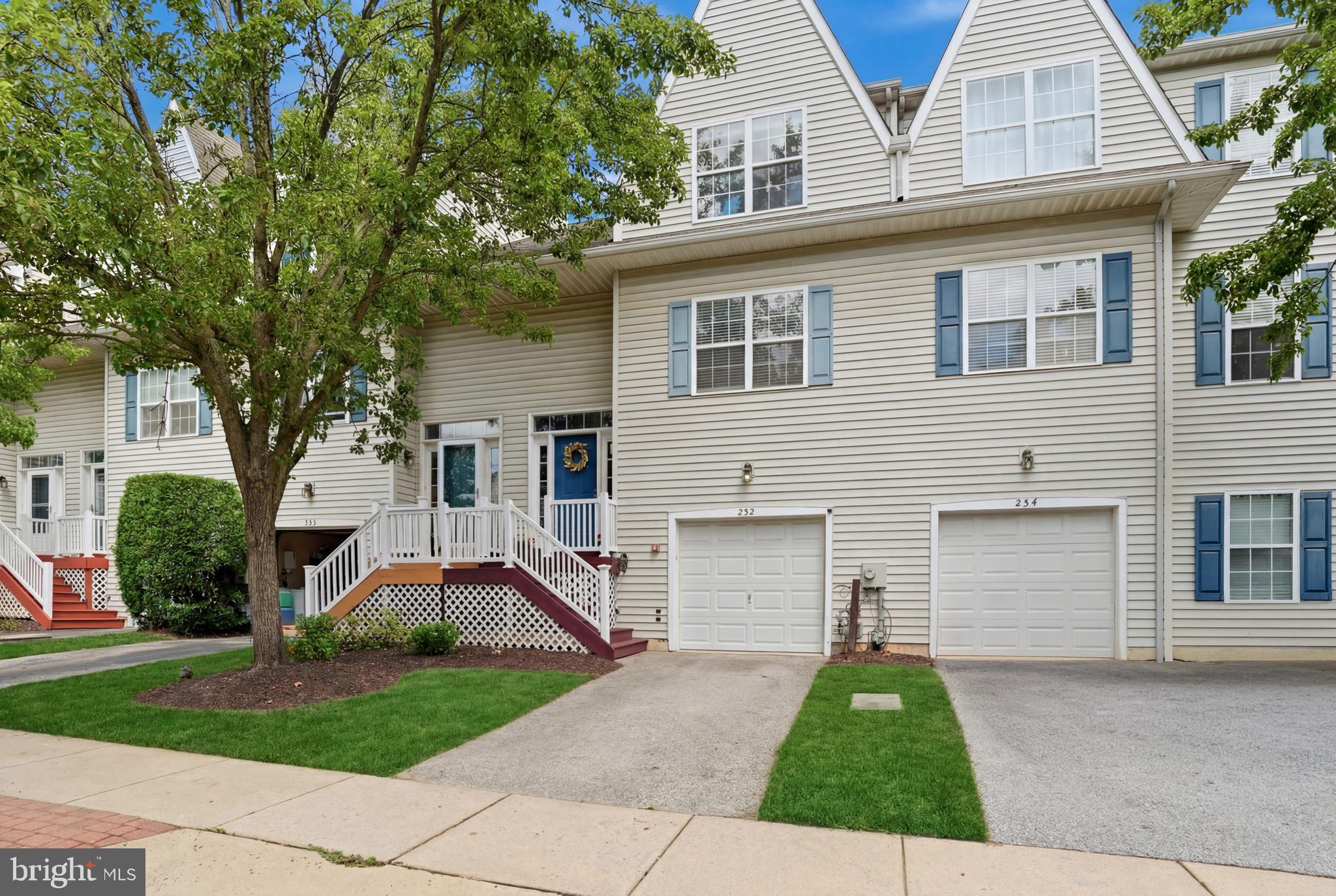 MAIN STREET VILLAG - Residential