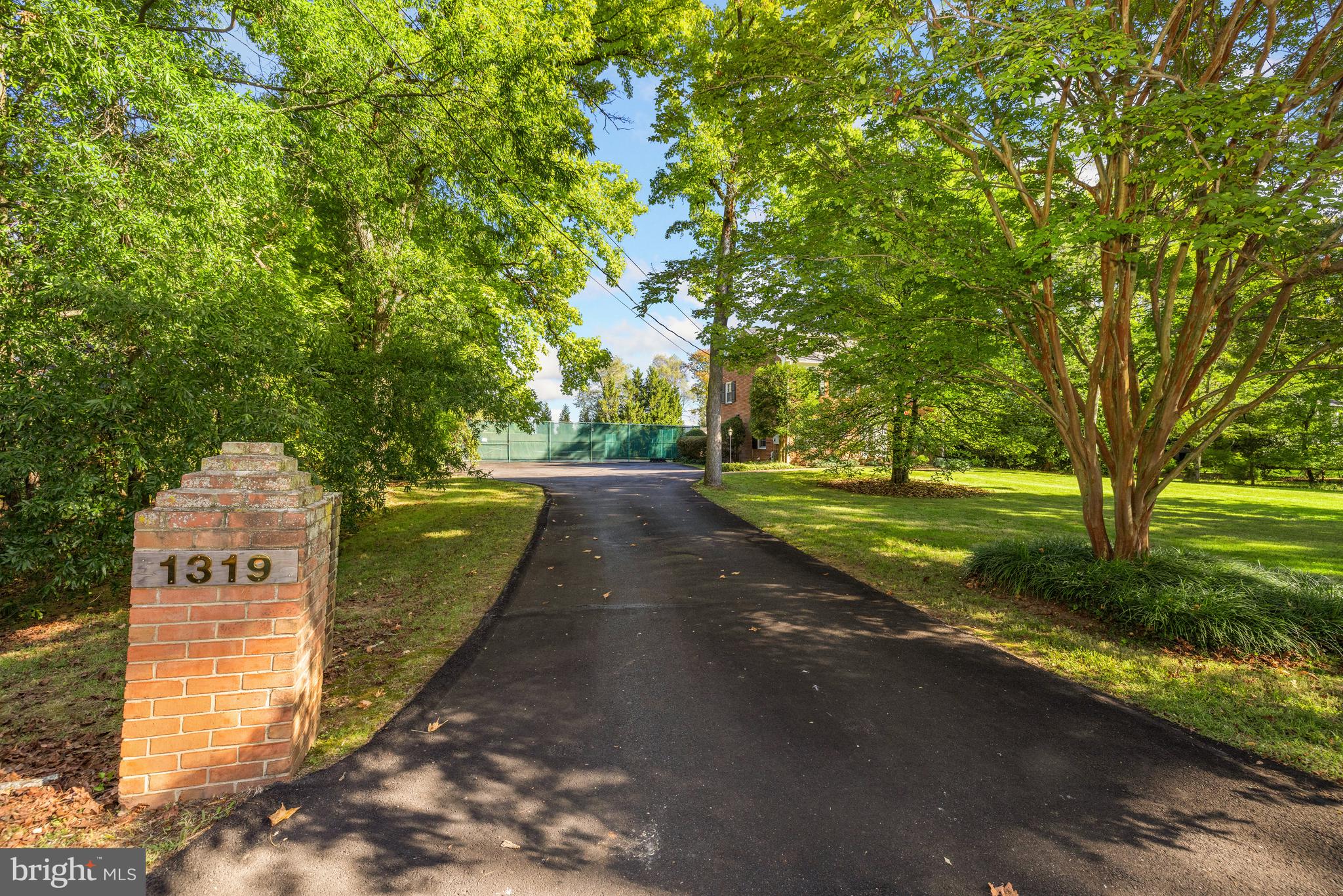 CHAPEL HILL - Residential