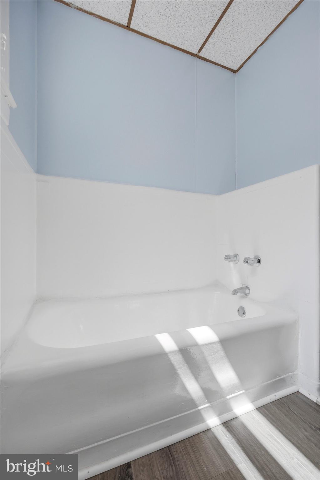 COBBS CREEK - Residential Income