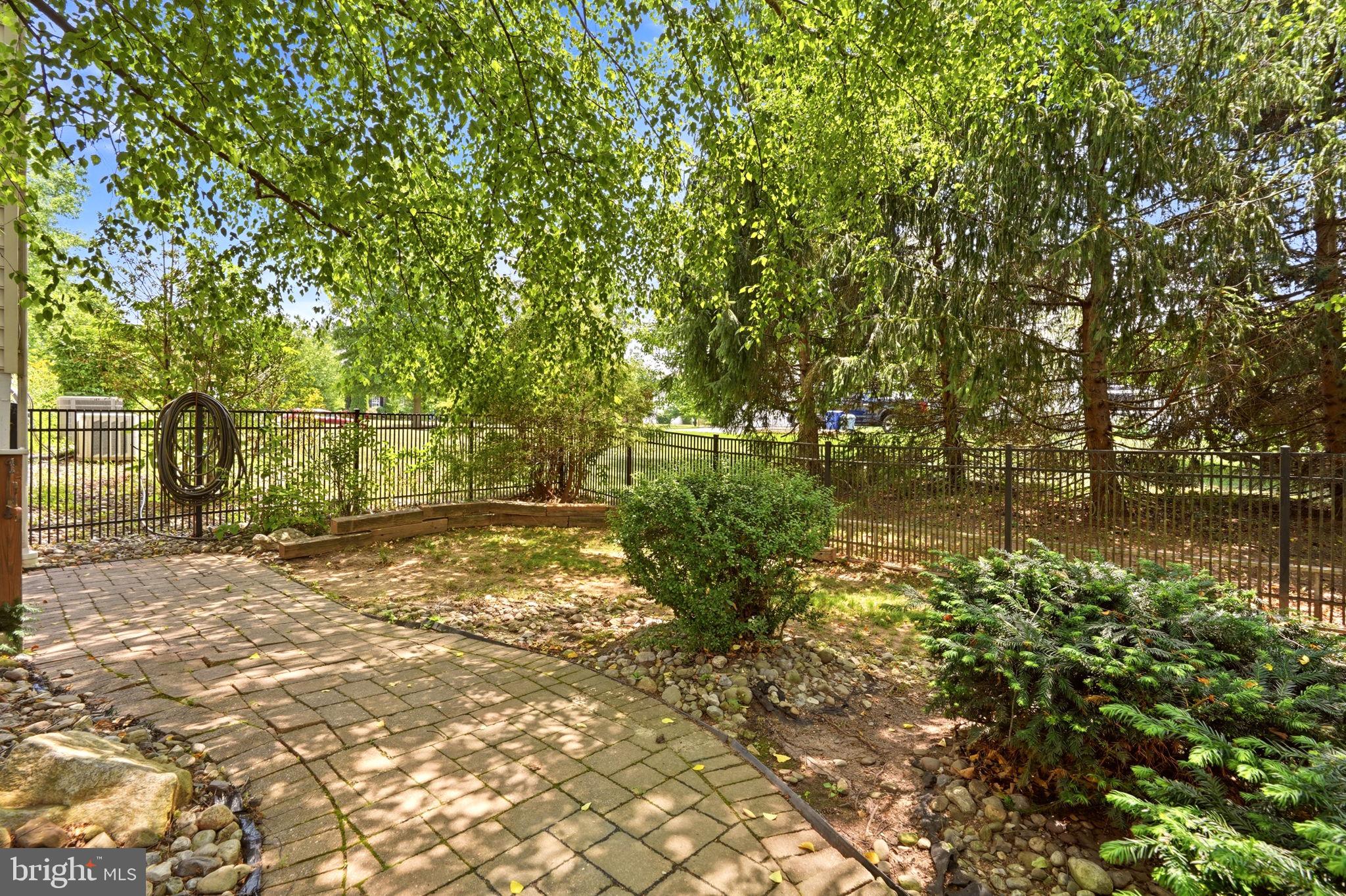 COVENTRY GREENE - Residential