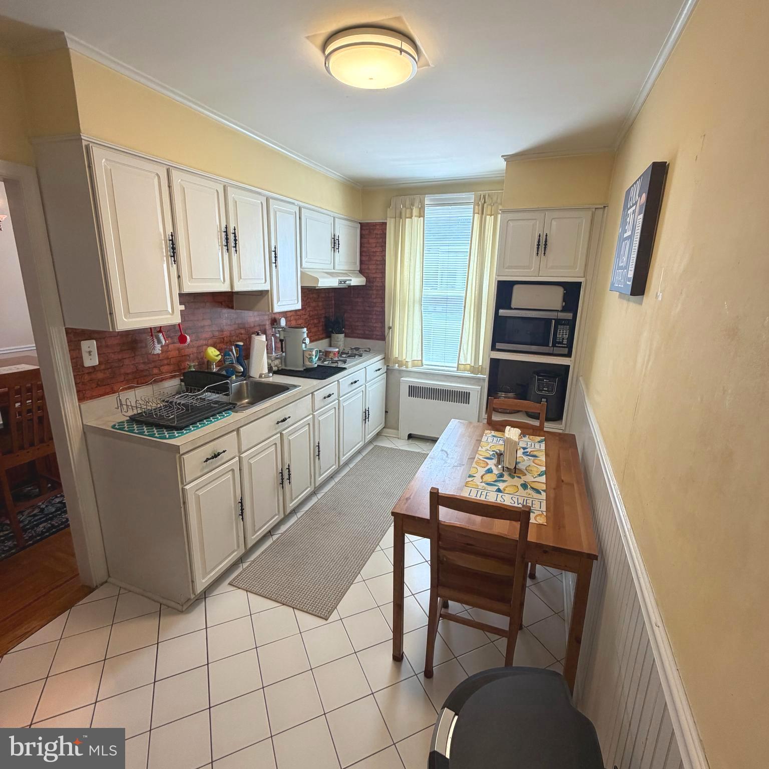 MAYFAIR (WEST) - Residential