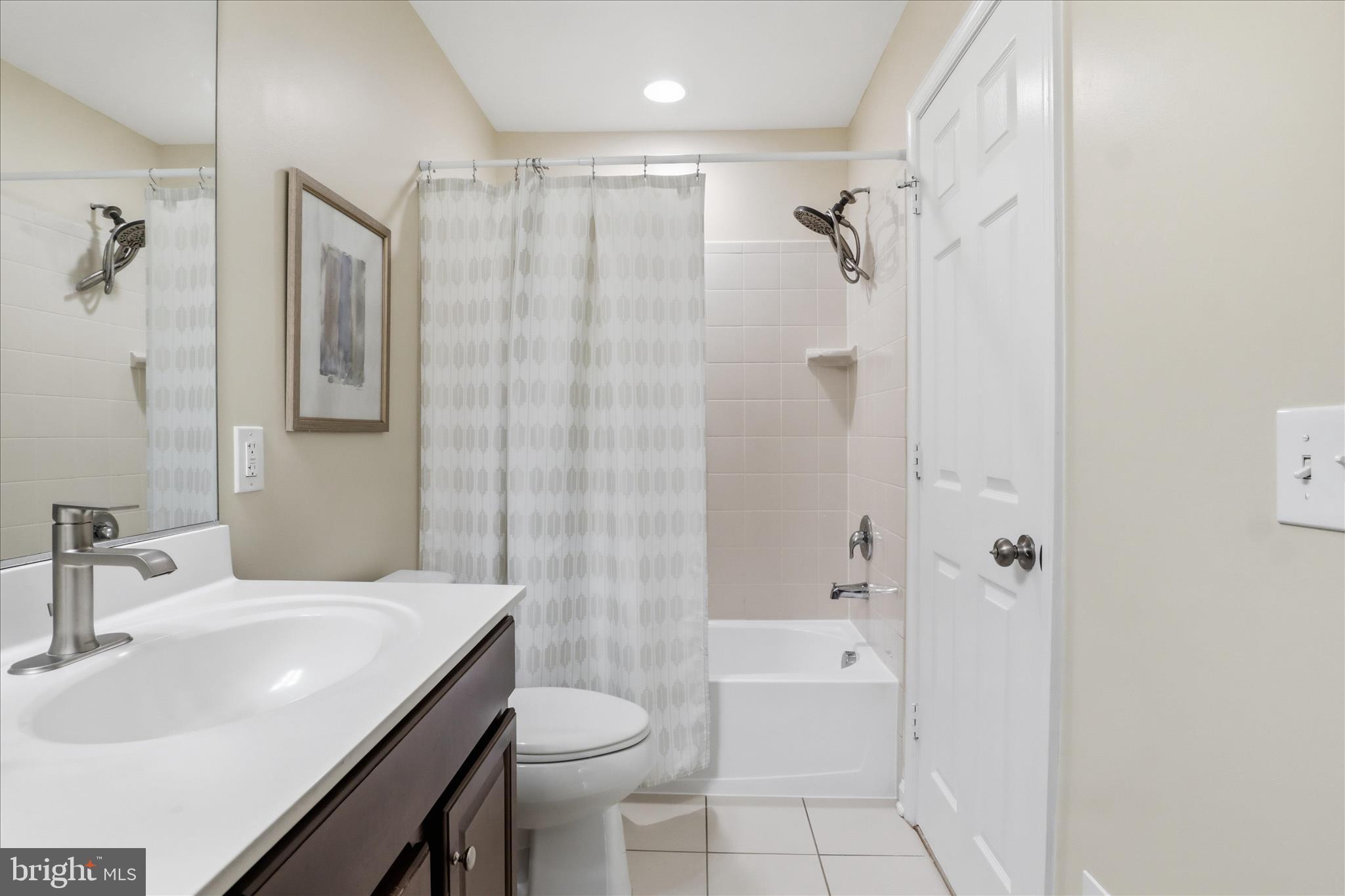 CHERRY HILL CROSSING CONDOMINIUM - Residential