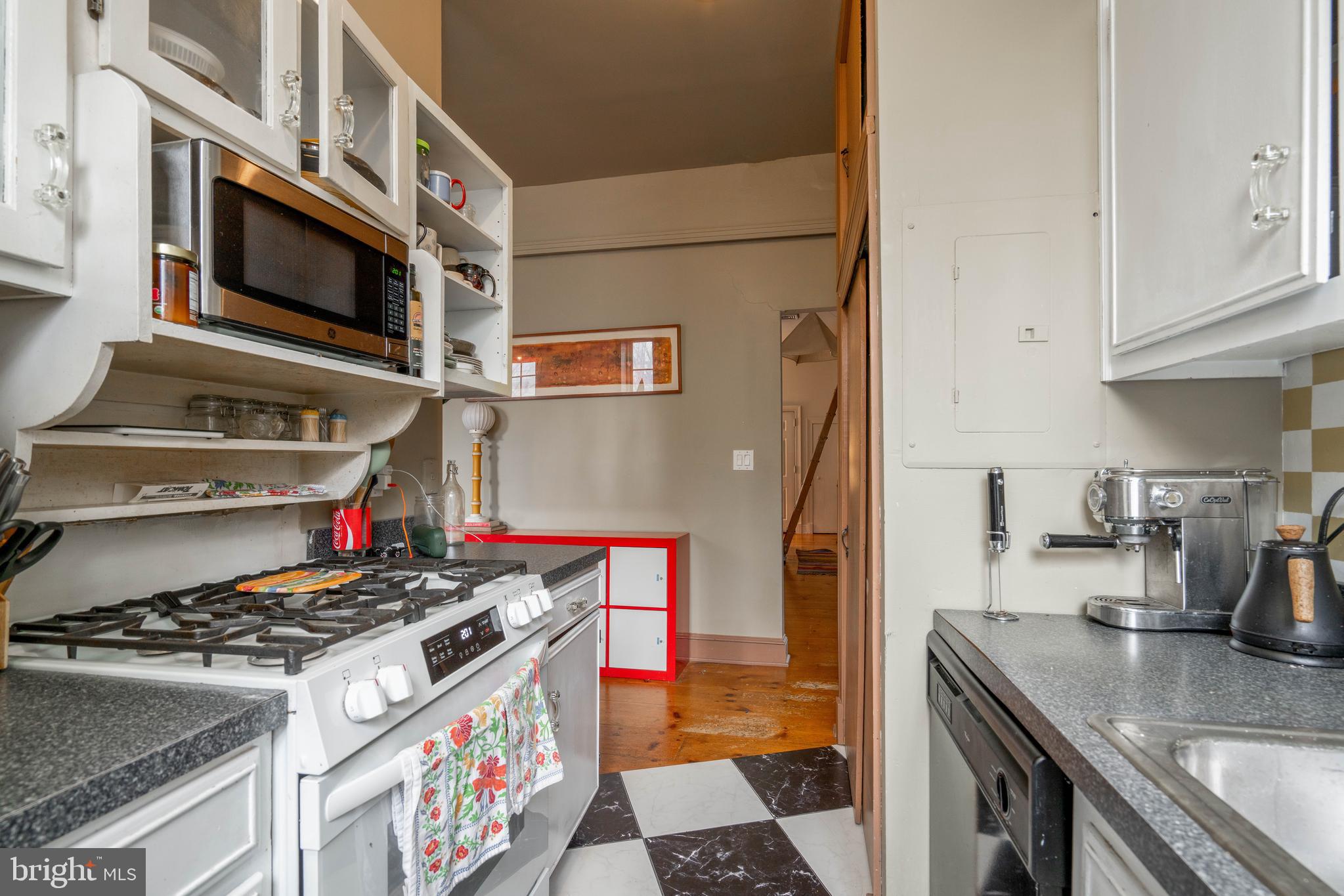OLD CITY - Commercial Sale