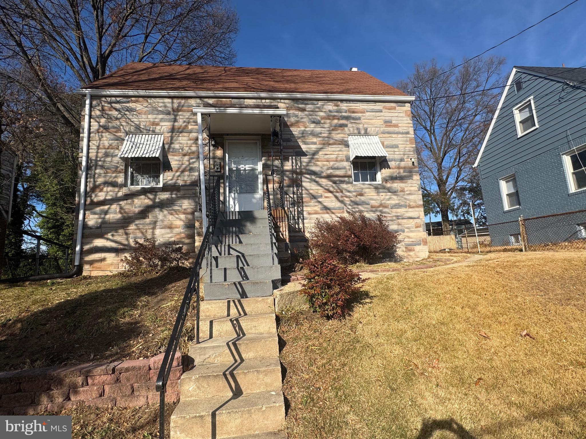 Spacious 5-bedroom home featuring 2 full bathrooms and 1 half bath. Includes a separate dining room and a multi-family room conveniently located off the kitchen. Full basement offers additional space and storage. Enjoy a huge yard, perfect for outdoor activities. Seller is Motivate to sell posible closing help with full price offer. Thank you for showing.