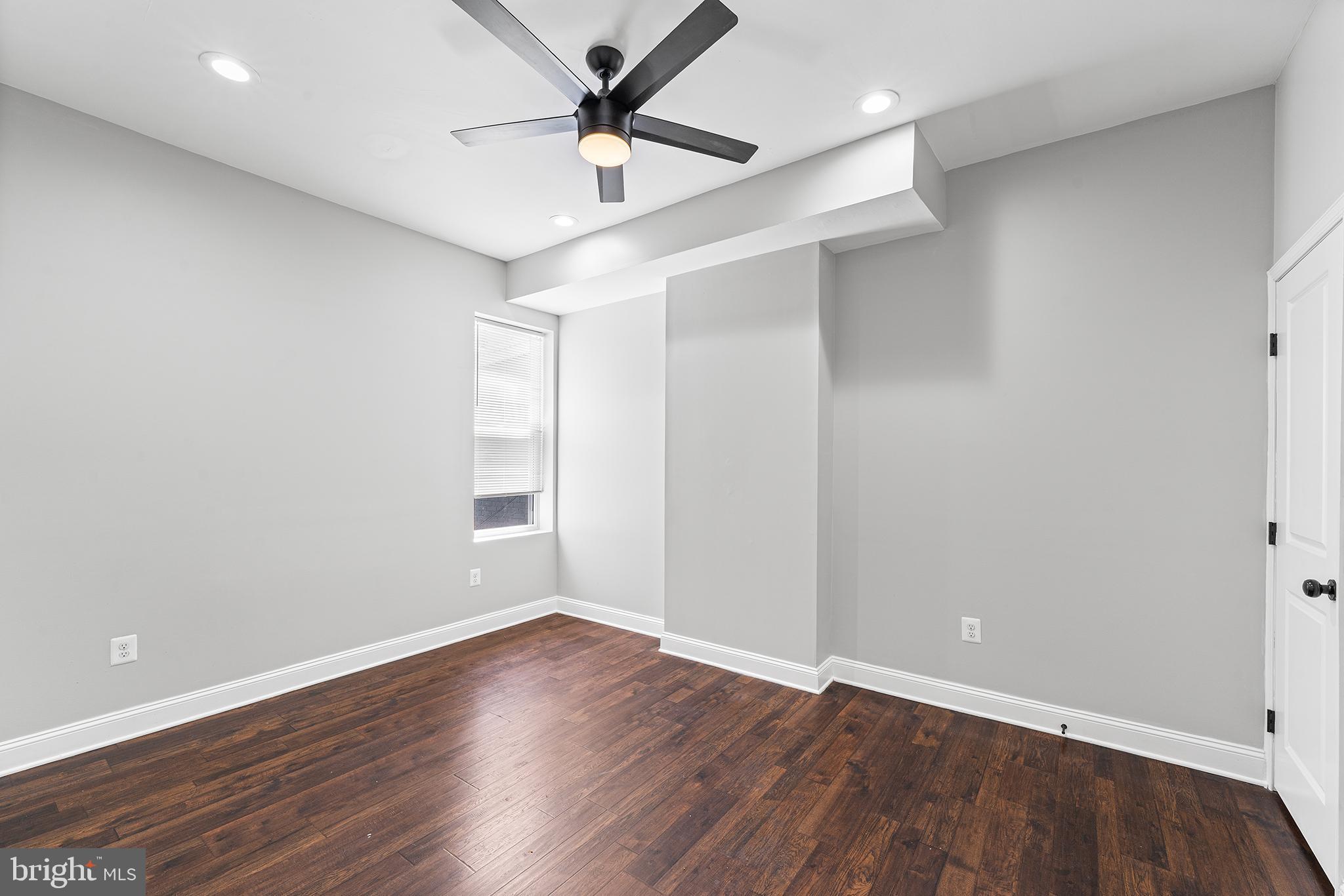 BROADWAY - Residential