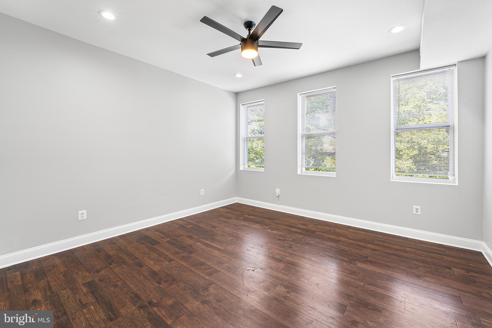 BROADWAY - Residential