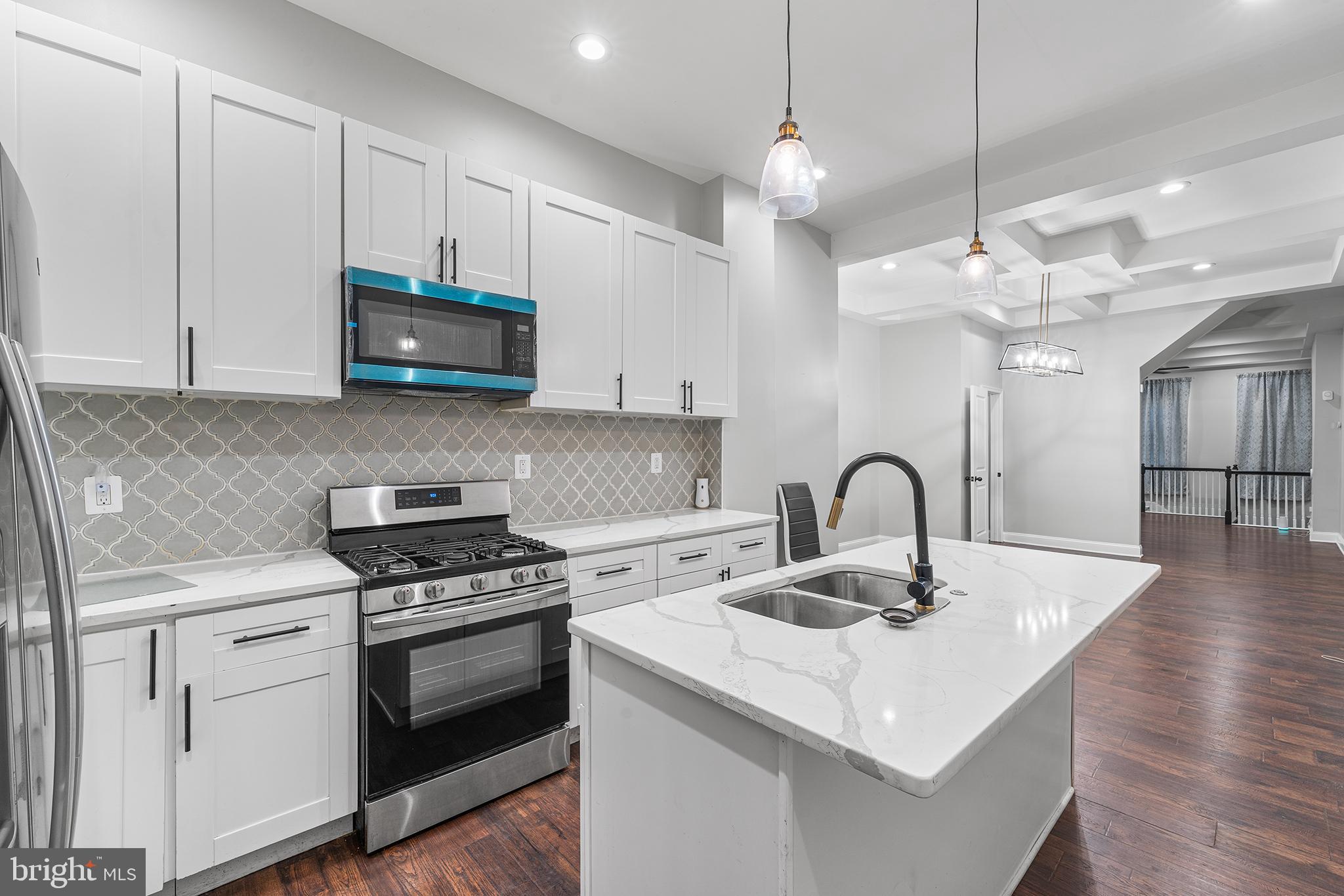 BROADWAY - Residential