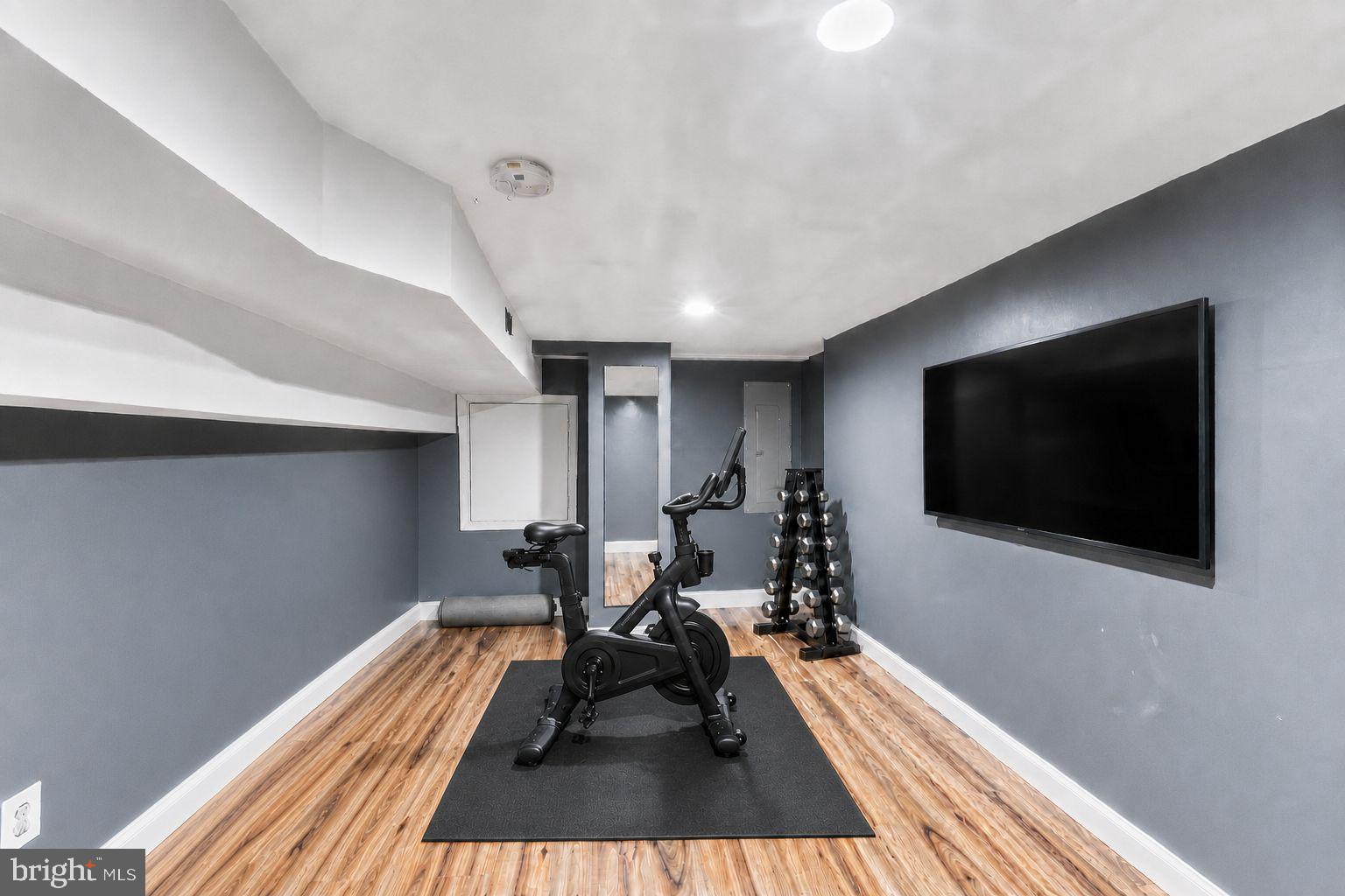 BROADWAY - Residential