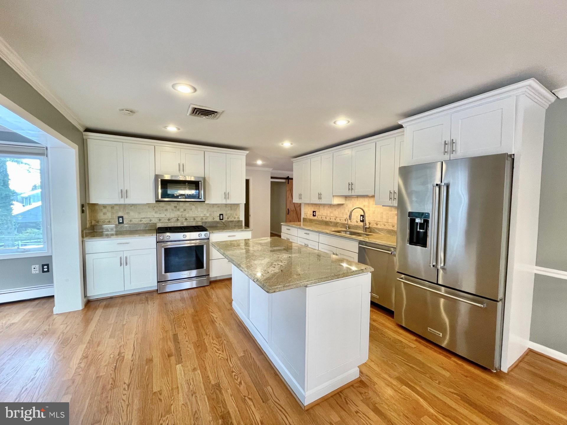 BEAU RIDGE - Residential Lease