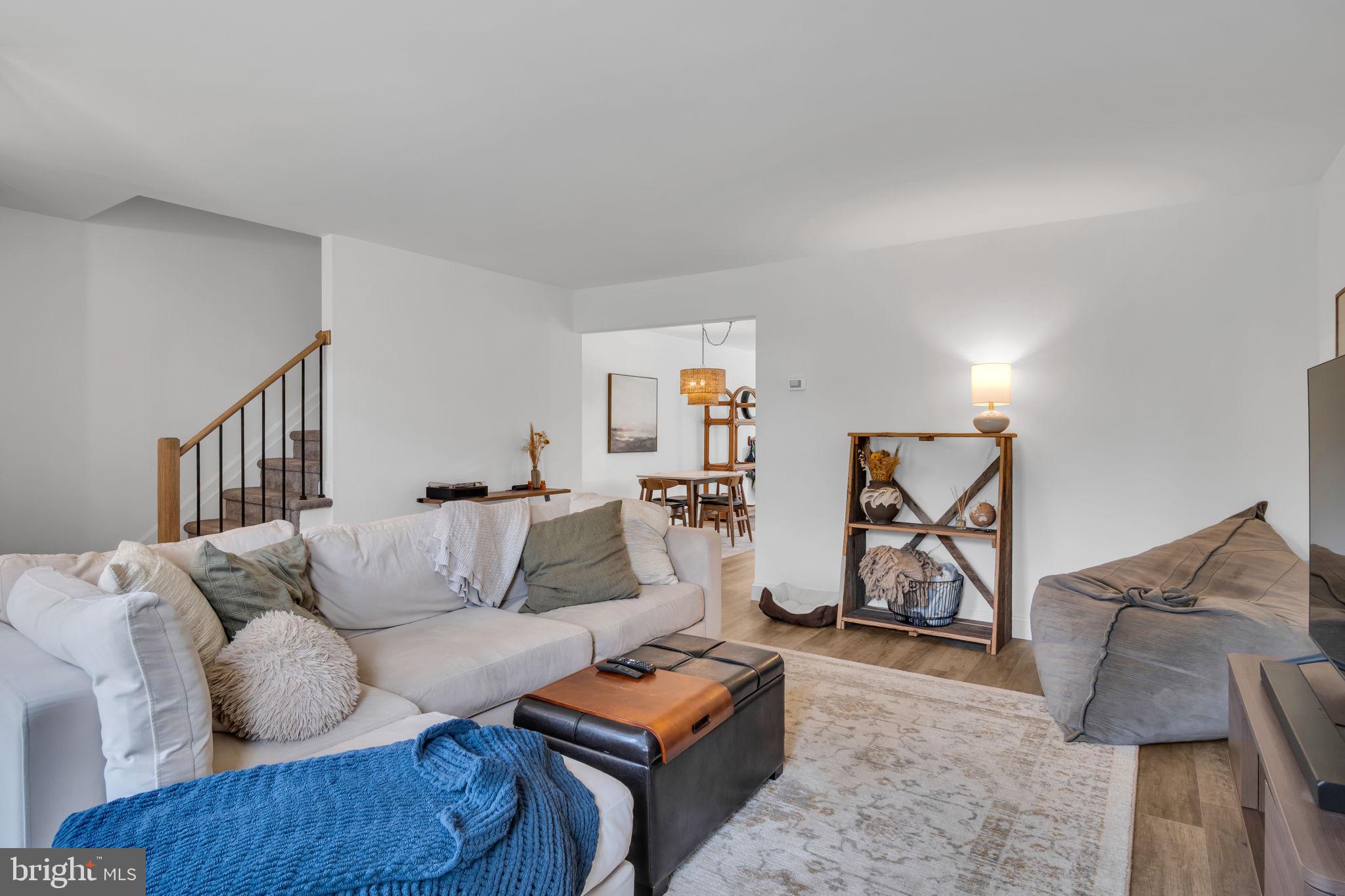 DELANCEY COURT - Residential