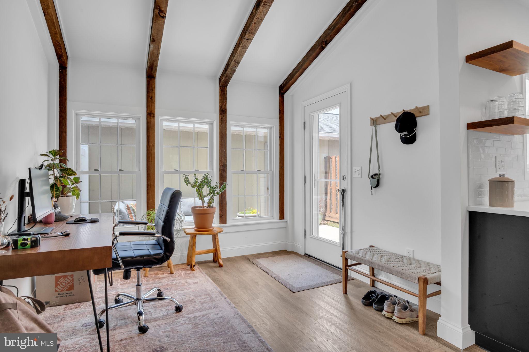 DELANCEY COURT - Residential