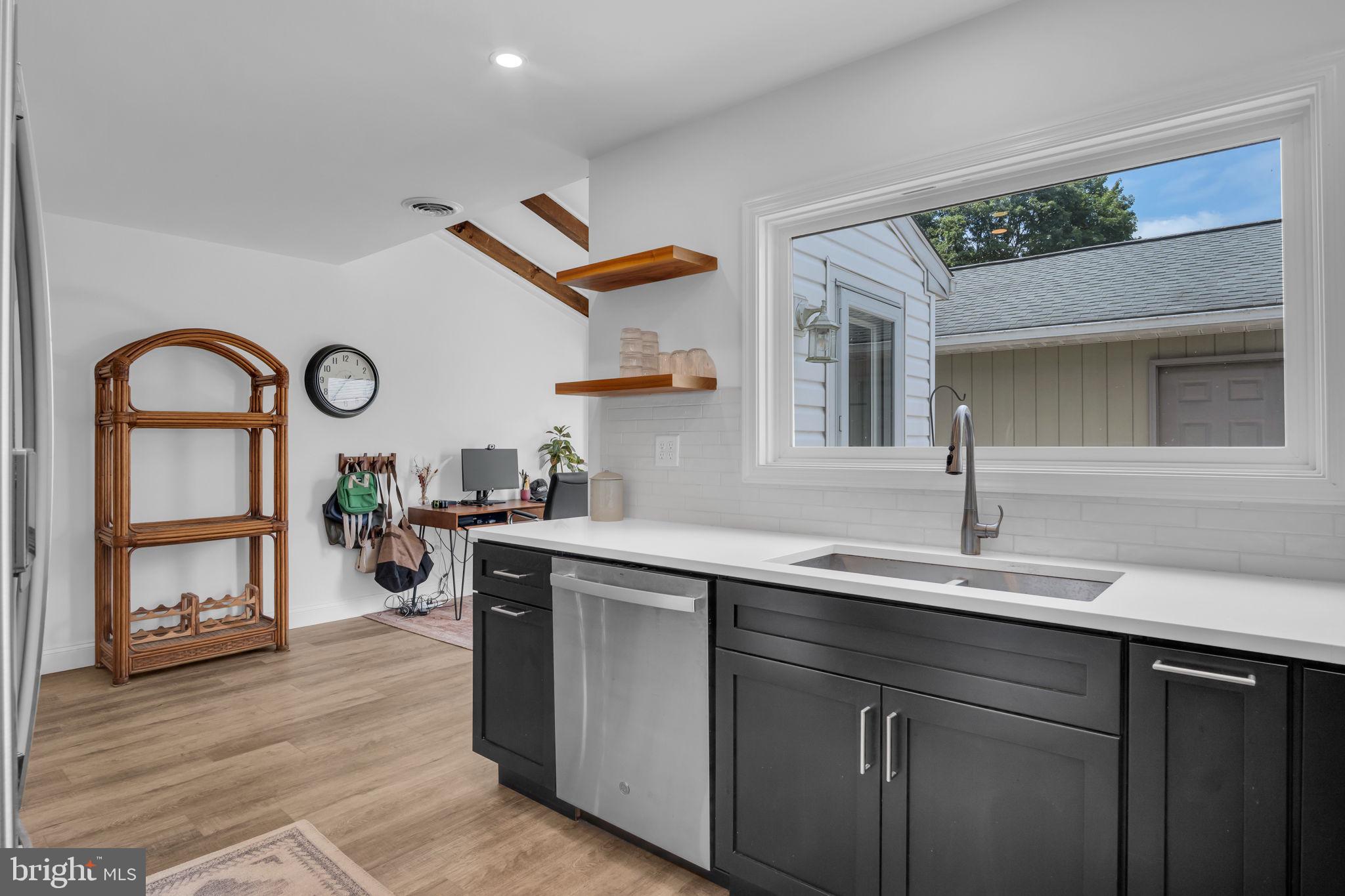DELANCEY COURT - Residential