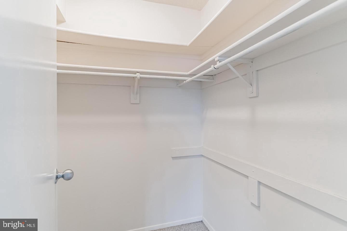 ENCORE OF MCLEAN - Residential Lease