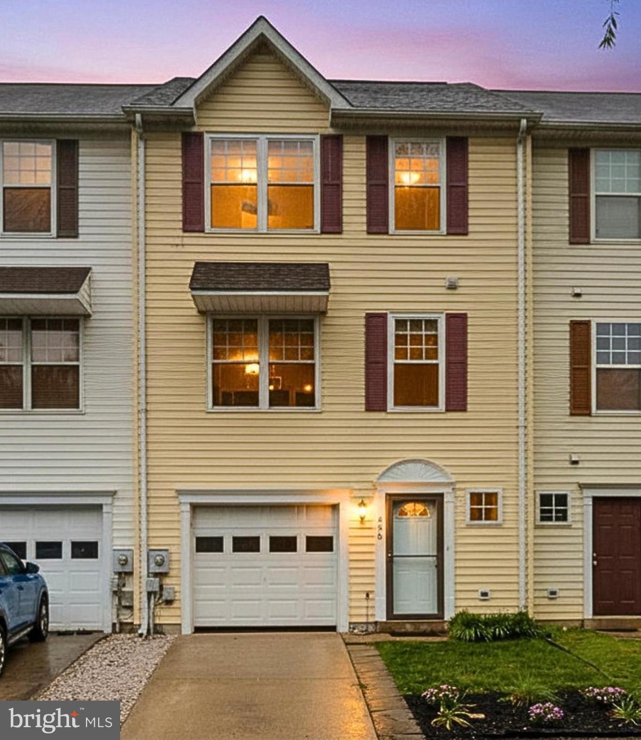JEFFERSON CHASE - Residential