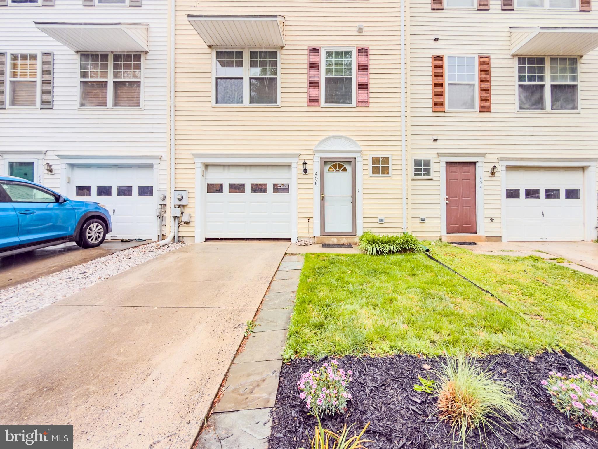 JEFFERSON CHASE - Residential