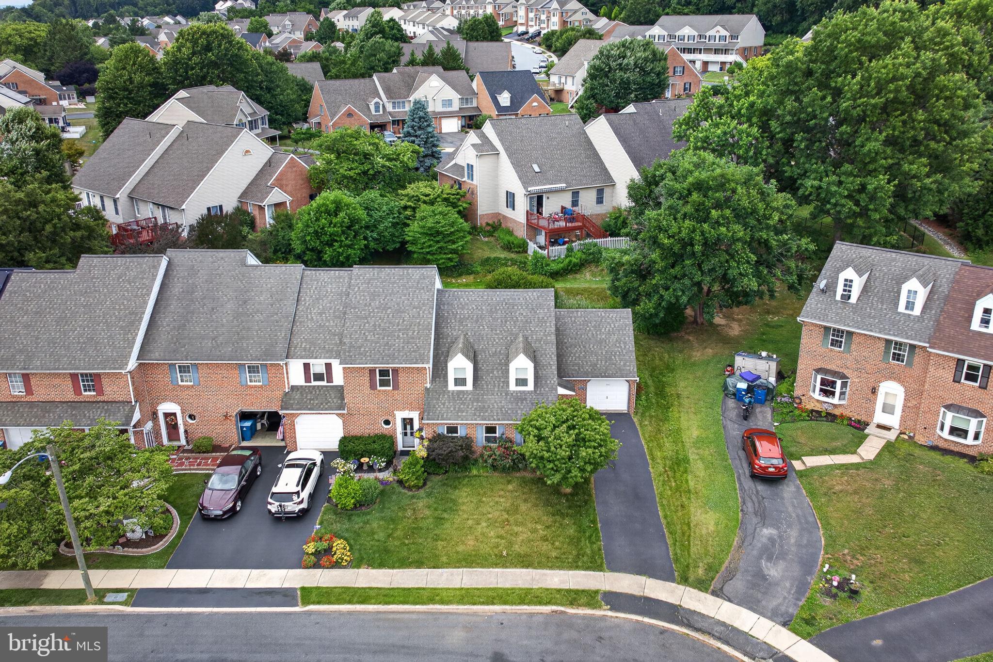 SUMMIT HILLS - Residential