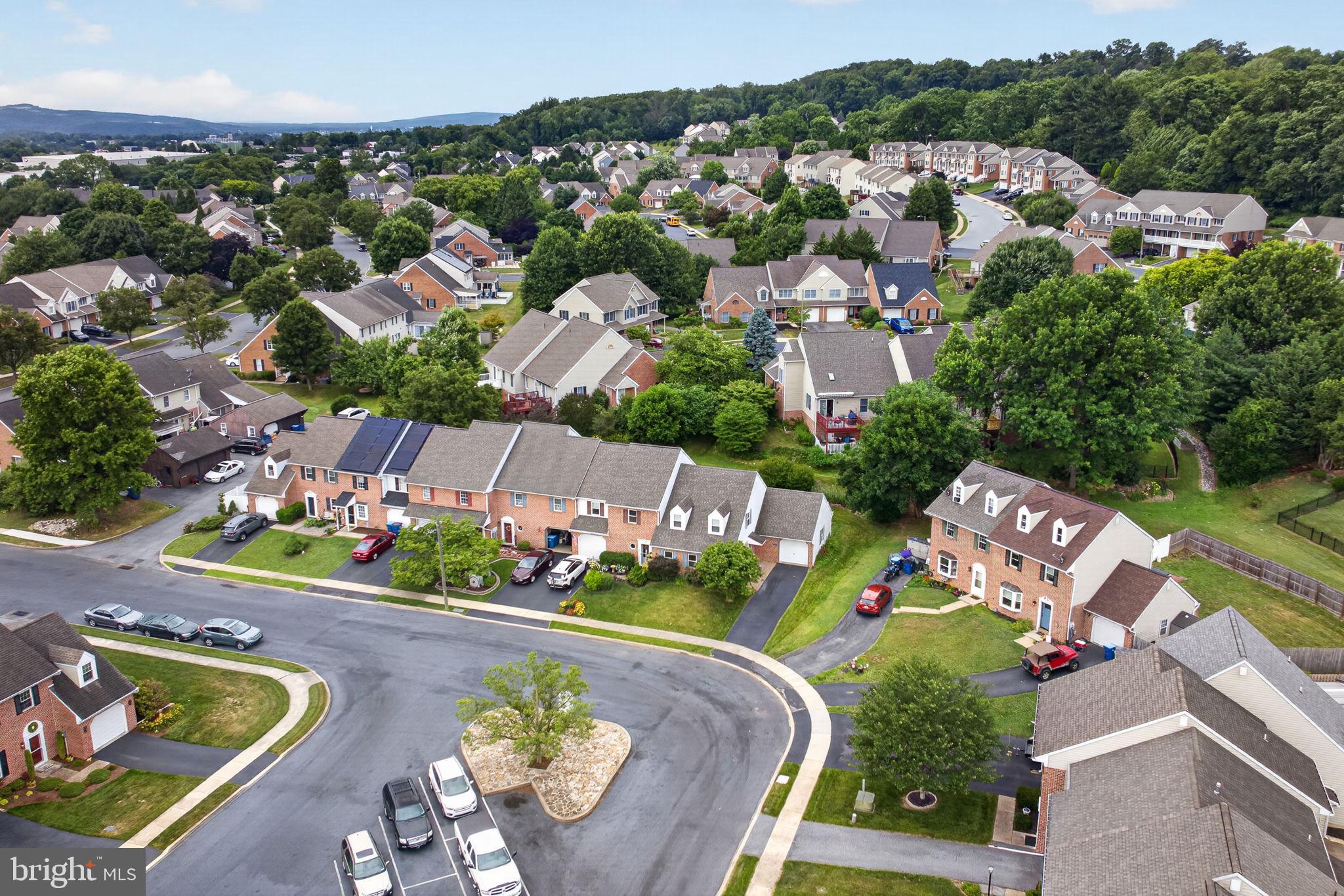 SUMMIT HILLS - Residential