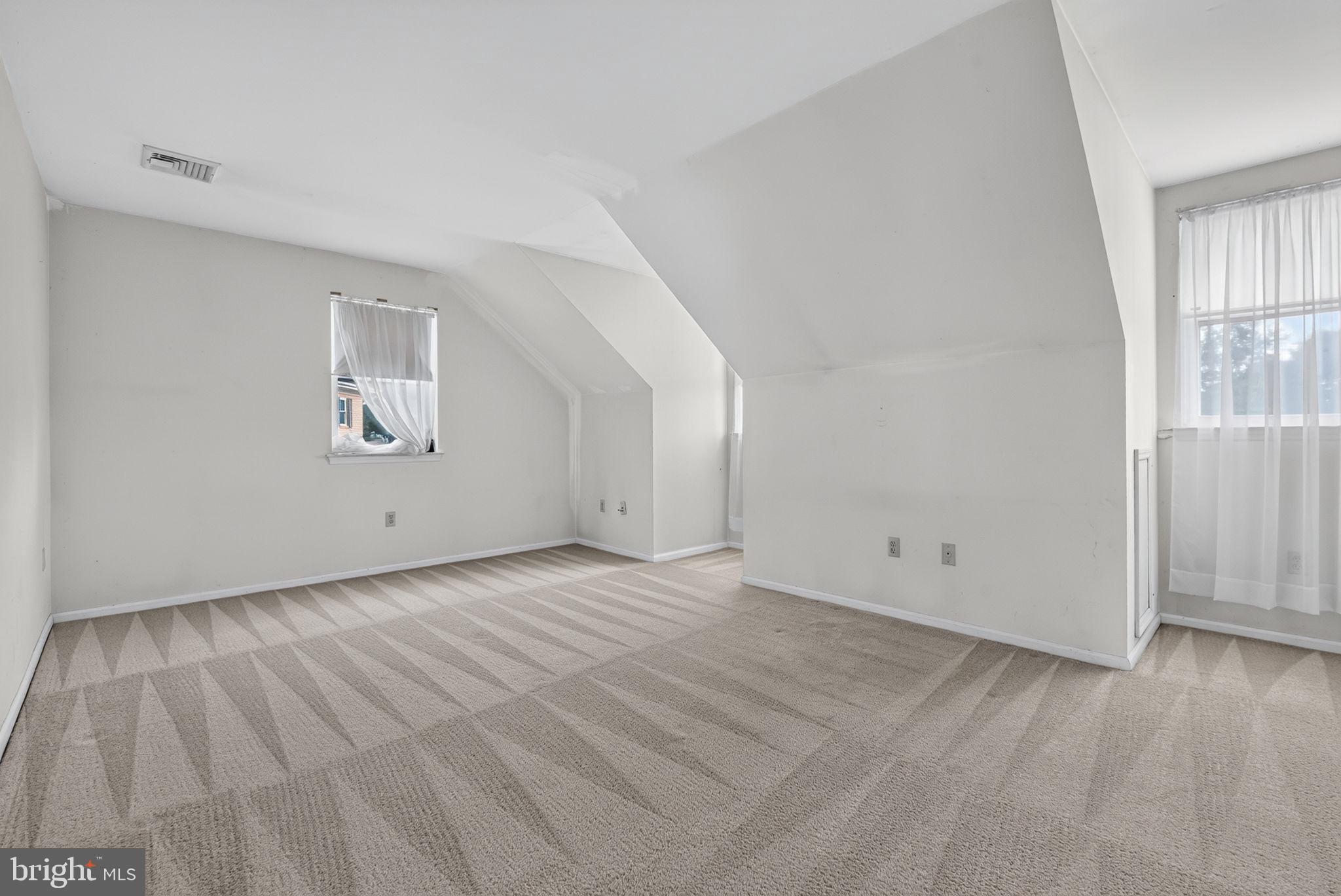SUMMIT HILLS - Residential