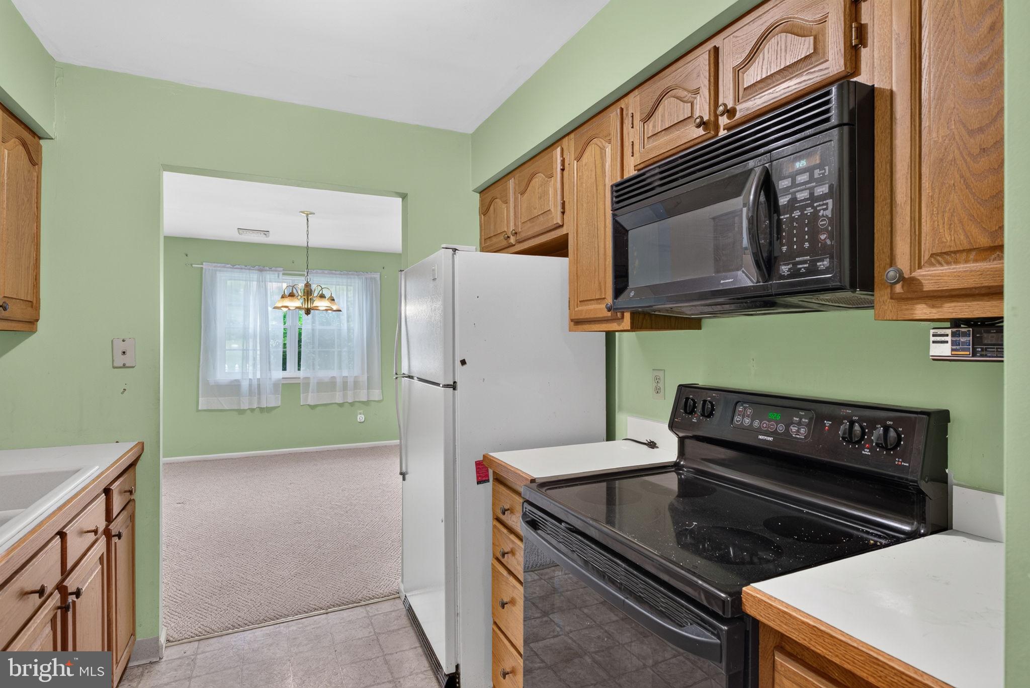 SUMMIT HILLS - Residential