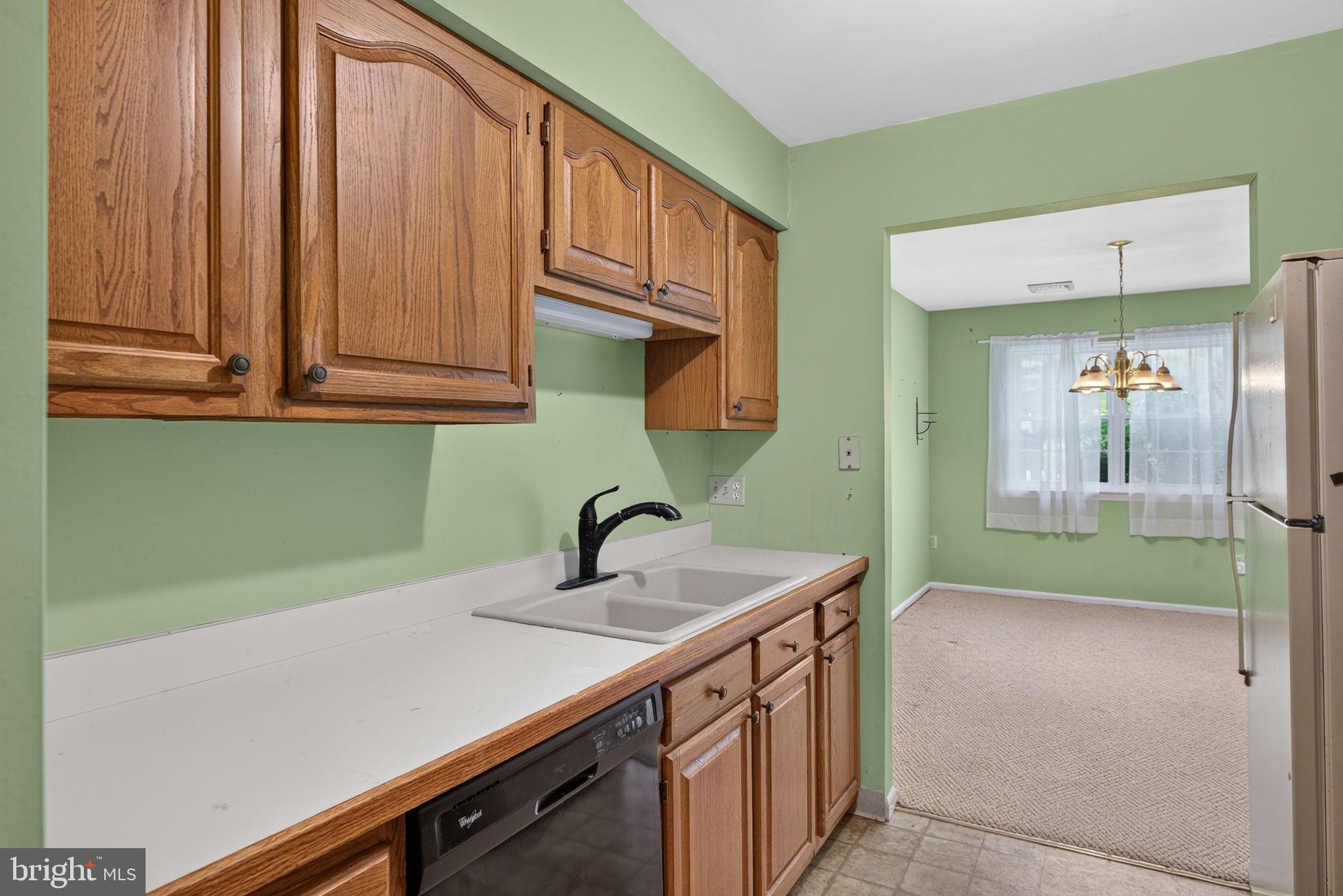SUMMIT HILLS - Residential