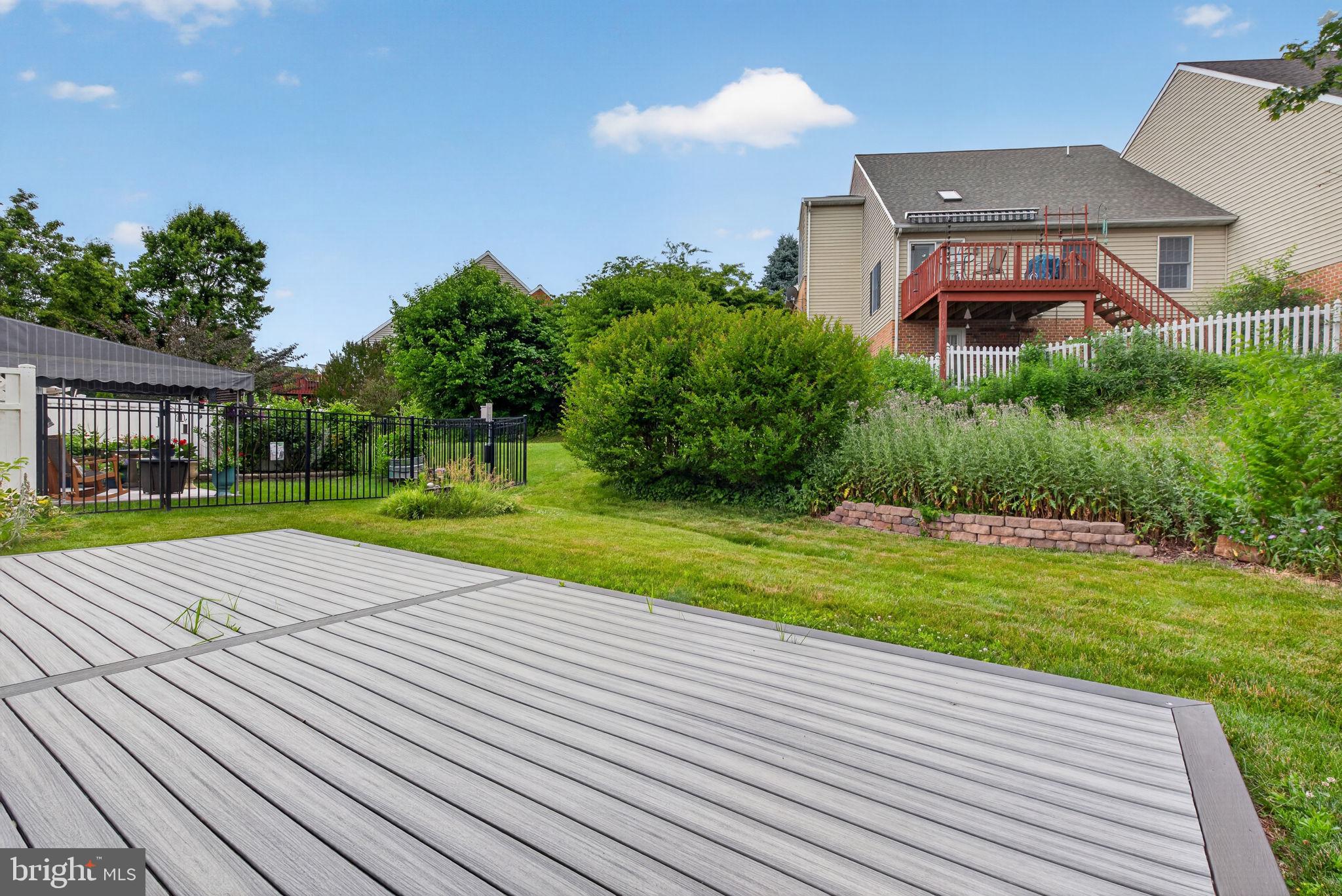 SUMMIT HILLS - Residential