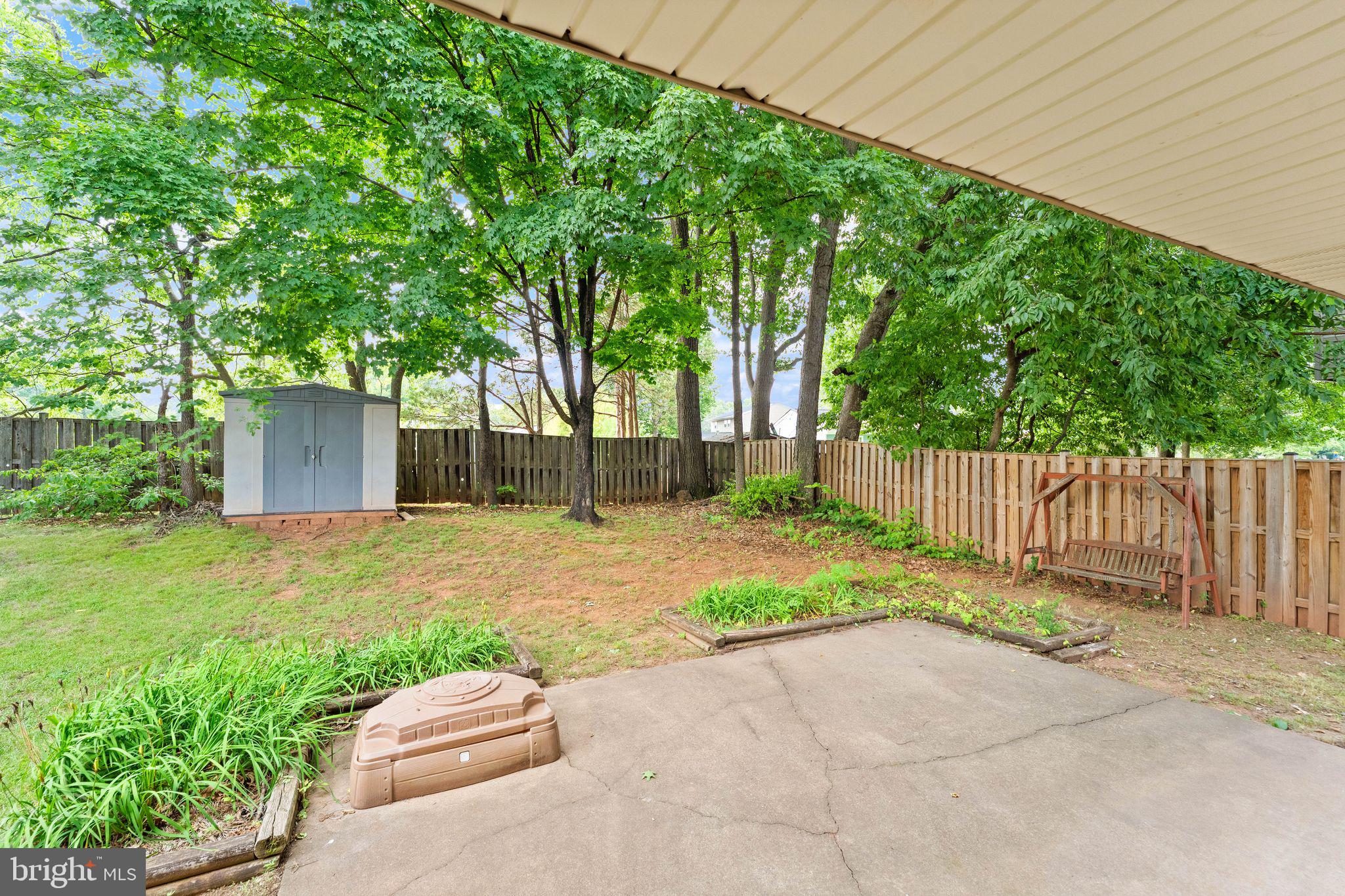OAK TREE - Residential