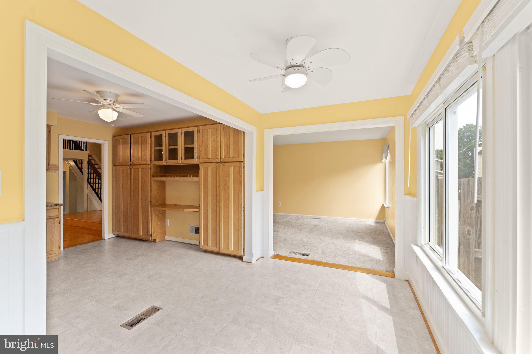 OAK TREE - Residential