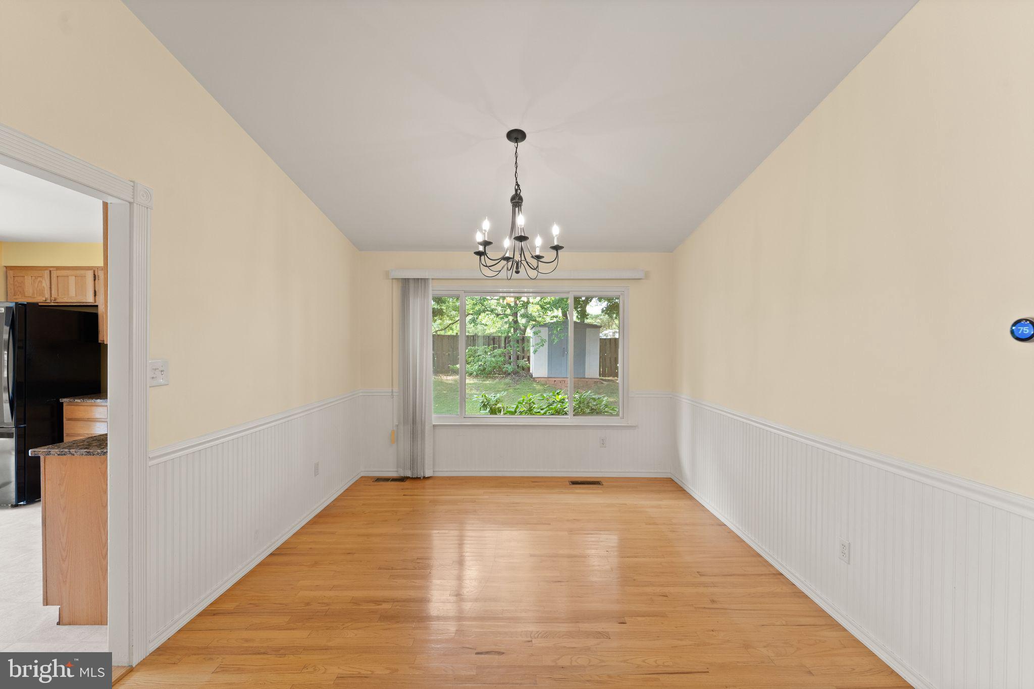 OAK TREE - Residential