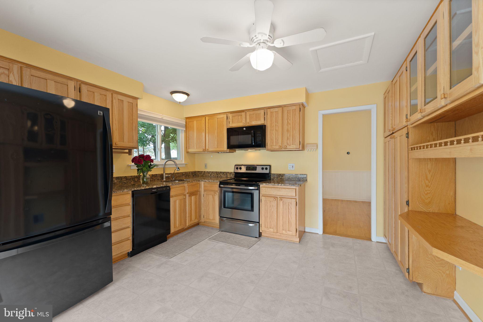 OAK TREE - Residential