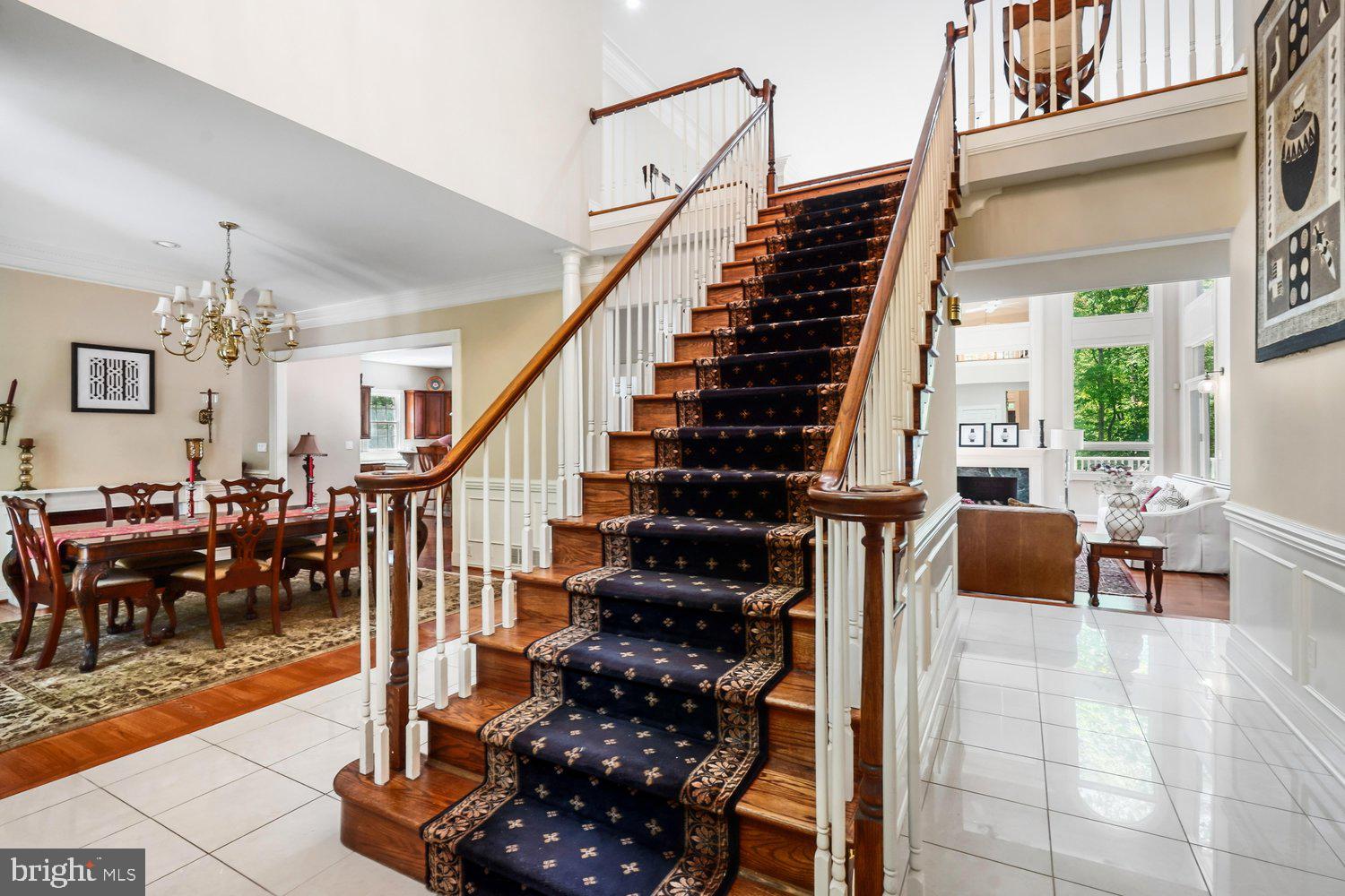 RIVERBEND KNOLLS - Residential