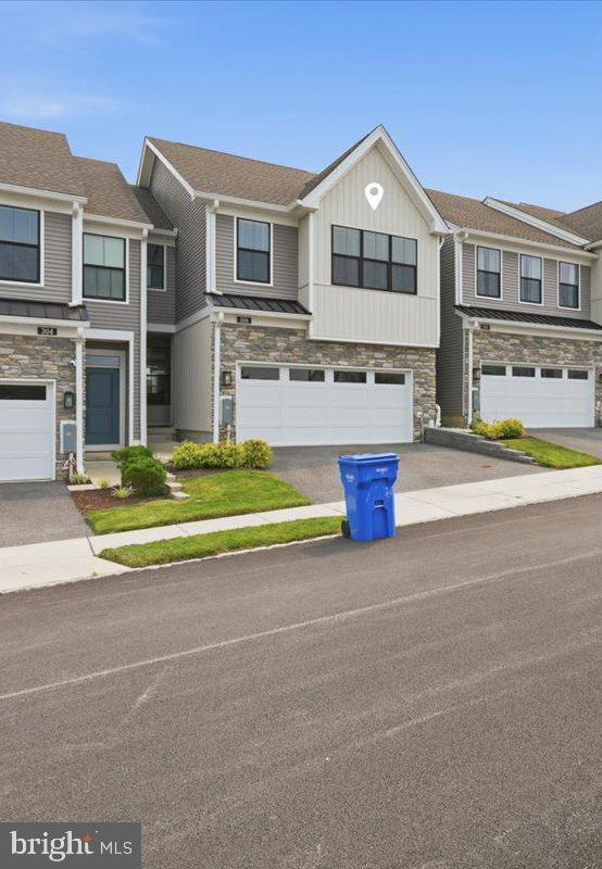 FRANKLIN STATION - Residential