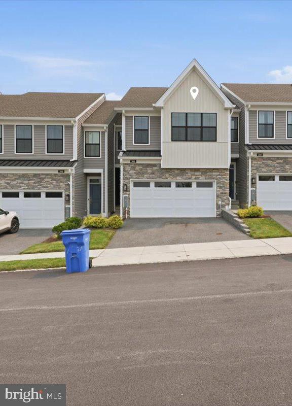 FRANKLIN STATION - Residential