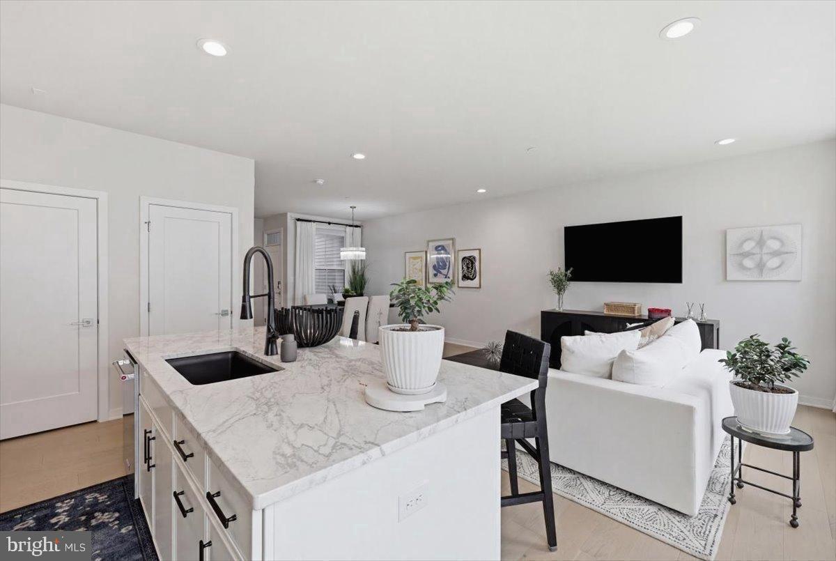 FRANKLIN STATION - Residential