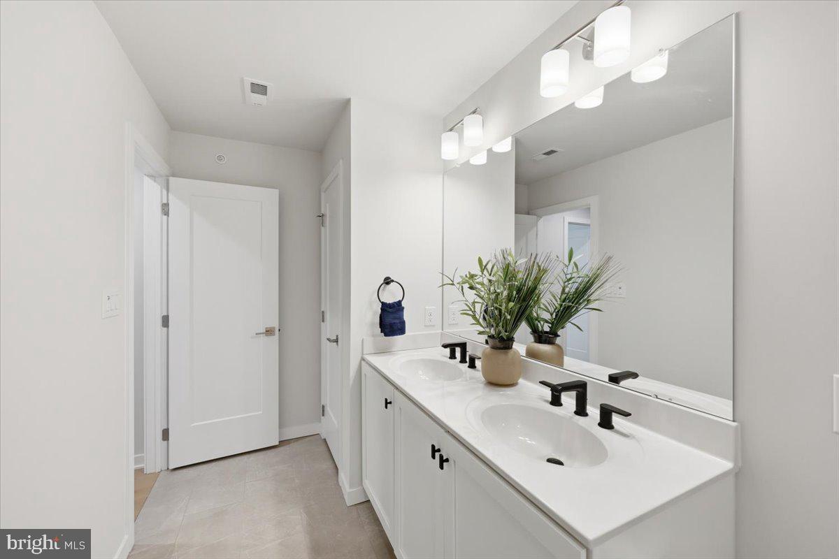 FRANKLIN STATION - Residential