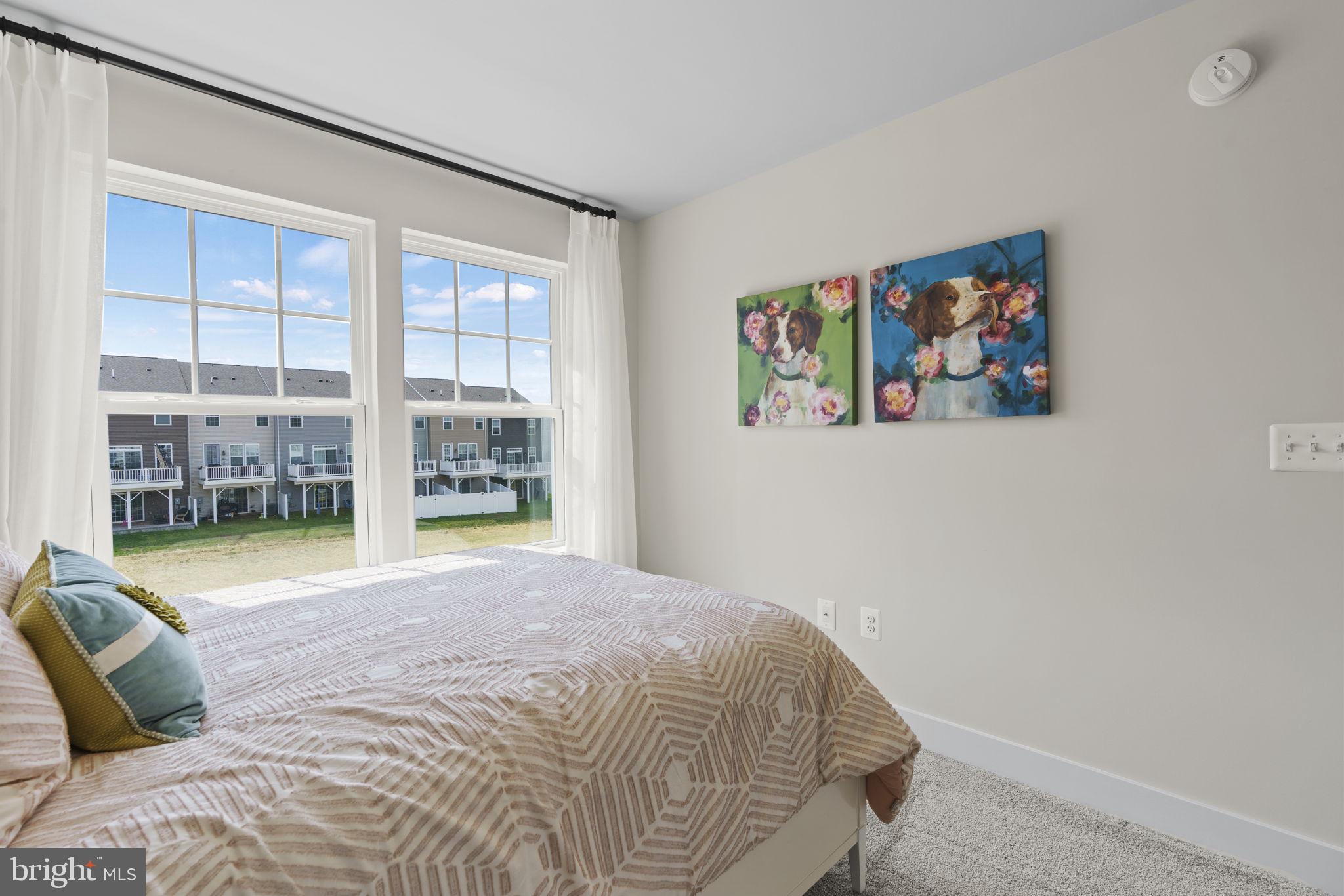 BRADLEY SQUARE - Residential