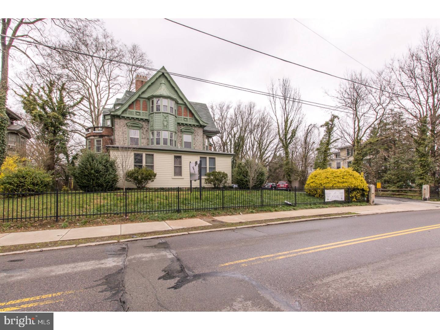 MORTON - Commercial Sale