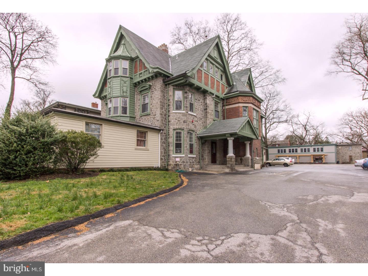 MORTON - Commercial Sale