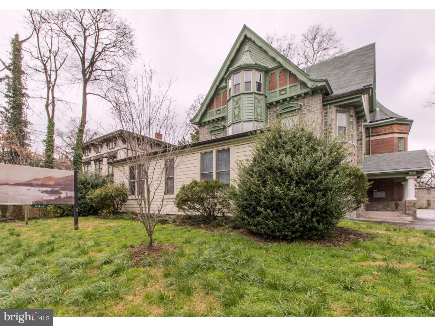 MORTON - Commercial Sale