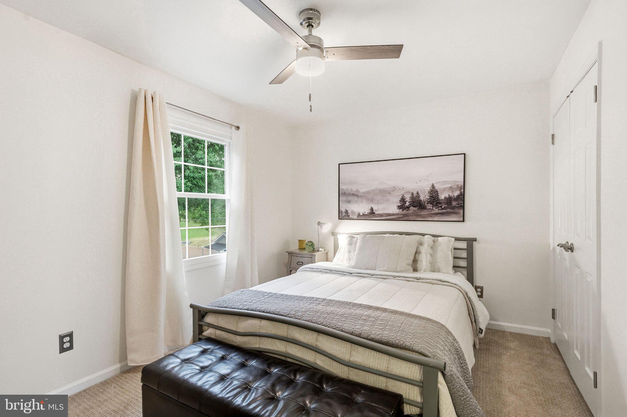 YARDLEY RUN - Residential