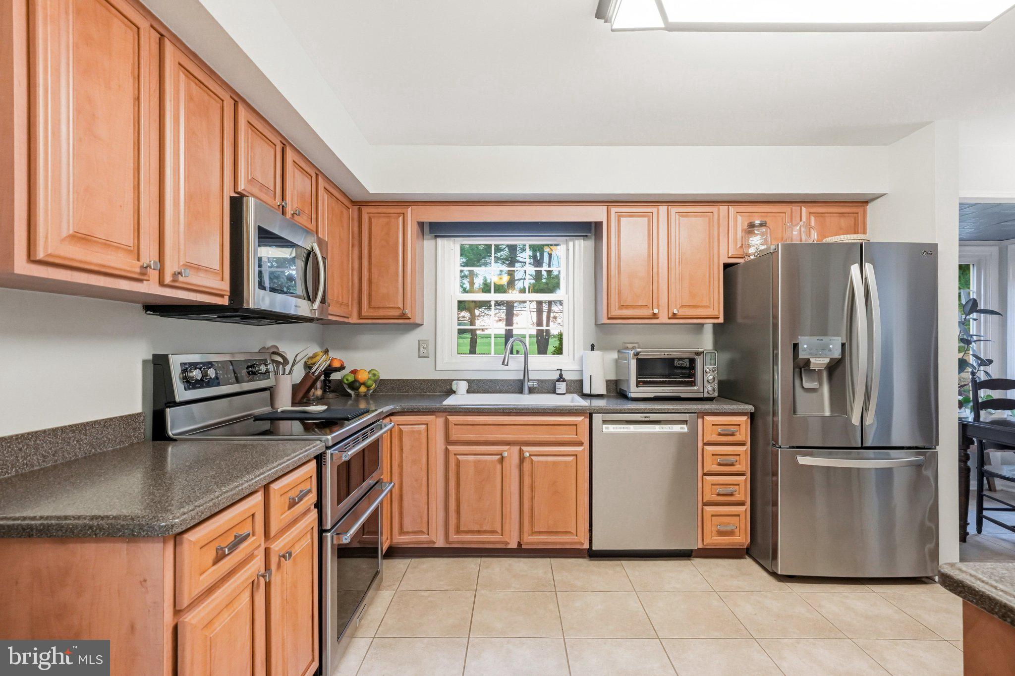 YARDLEY RUN - Residential