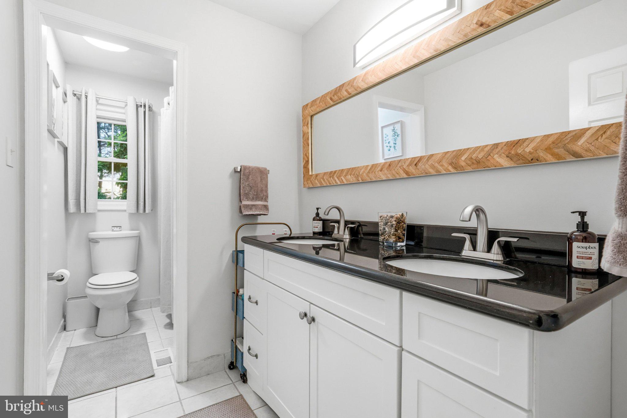 YARDLEY RUN - Residential