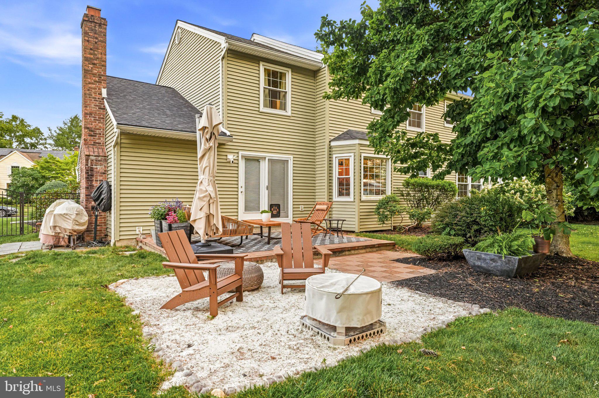 YARDLEY RUN - Residential